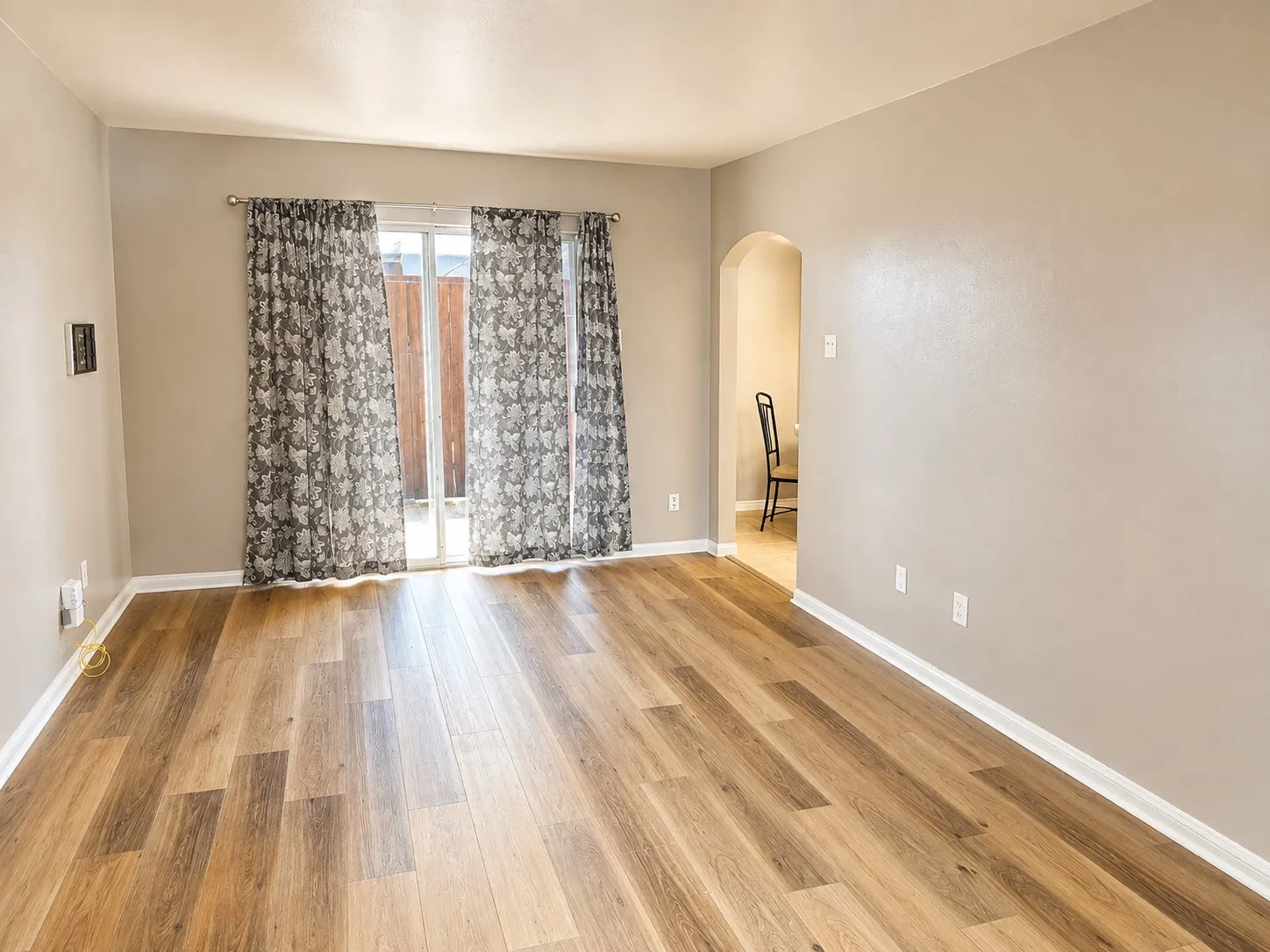 Condominium For Sale in Dallas County , 15931 Stillwood Street 1096, Dallas, Texas 75248, 1 Bedroom, 1 Bathroom, Garage spaces, 606 Sqft, built in 1968, mls#21355705, Real Estate Agent in Dallas, Homes For Sale in Dallas county, Homes For Sale in Dallas, Realtor in Dallas Texas, Real Estate Brokerage Independent Realty Texas, Luminita Cordes Realtor