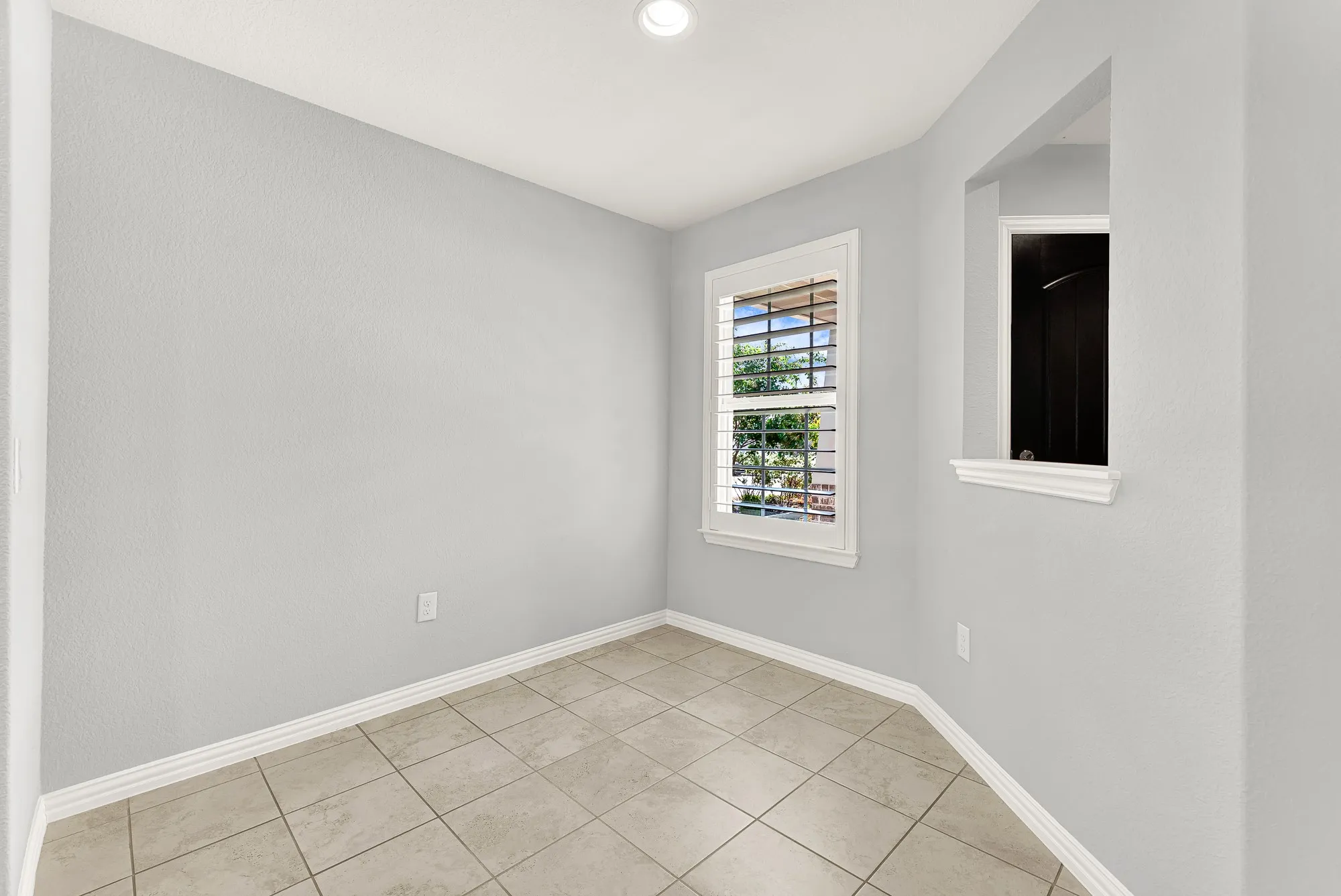 Single Family Residence For Sale in Collin County , 913 Rough Hollow Drive, Mc Kinney, Texas 75071, 2 Bedroom, 2 Bathroom, 2 Garage spaces, 1,550 Sqft, built in 2019, mls#21354964, Real Estate Agent in Mc Kinney, Homes For Sale in Collin county, Homes For Sale in Mc Kinney, Realtor in Mc Kinney Texas, Real Estate Brokerage Independent Realty Texas, Luminita Cordes Realtor