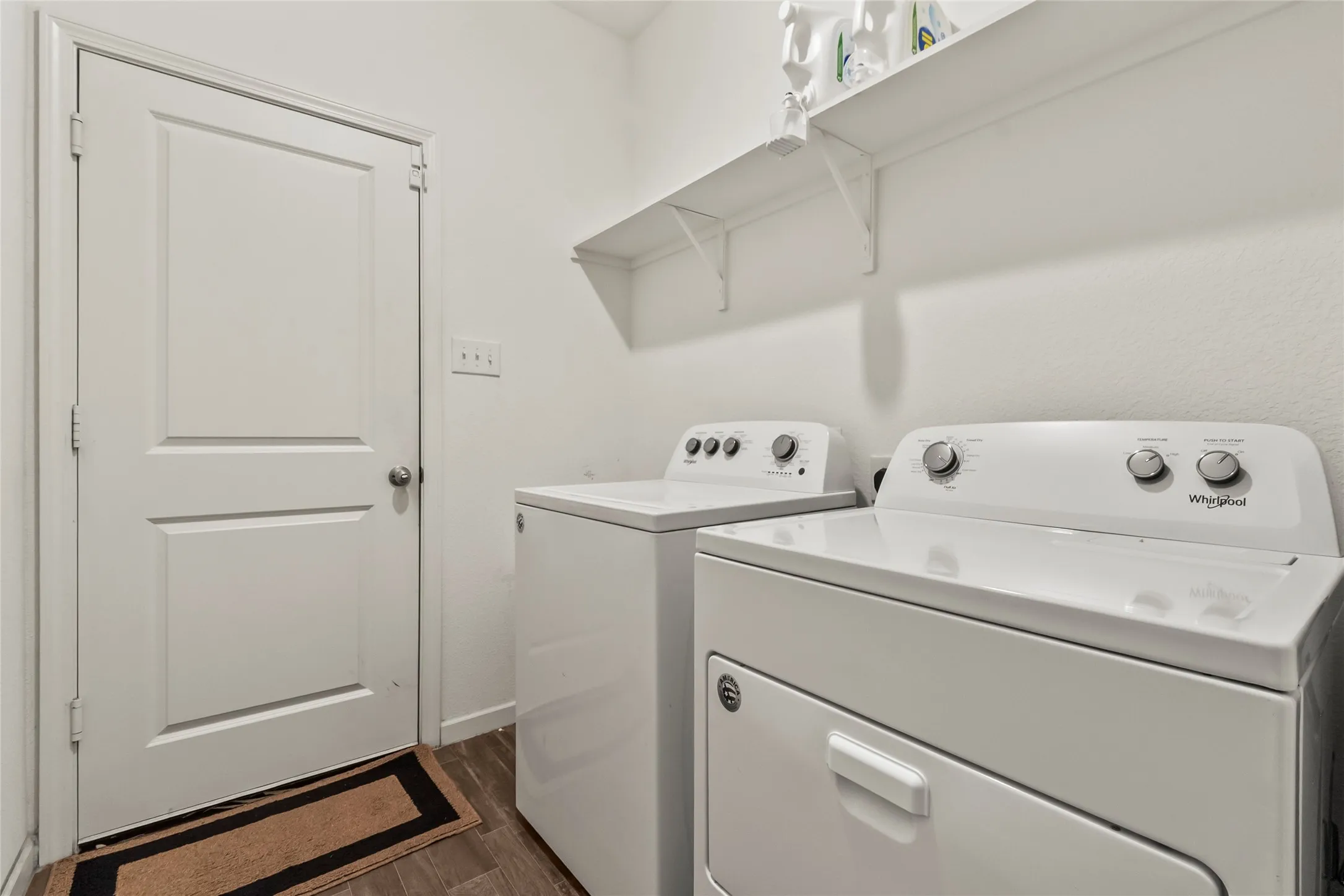 Single Family Residence For Sale in Tarrant County , 500 Swift Current Drive, Crowley, Texas 76036, 4 Bedroom, 2 Bathroom, 2 Garage spaces, 1,940 Sqft, built in 2019, Price $285,000, mls#21355013, Real Estate Agent in Crowley, Homes For Sale in Tarrant county, Homes For Sale in Crowley, Realtor in Crowley Texas, Real Estate Brokerage Independent Realty Texas, Luminita Cordes Realtor