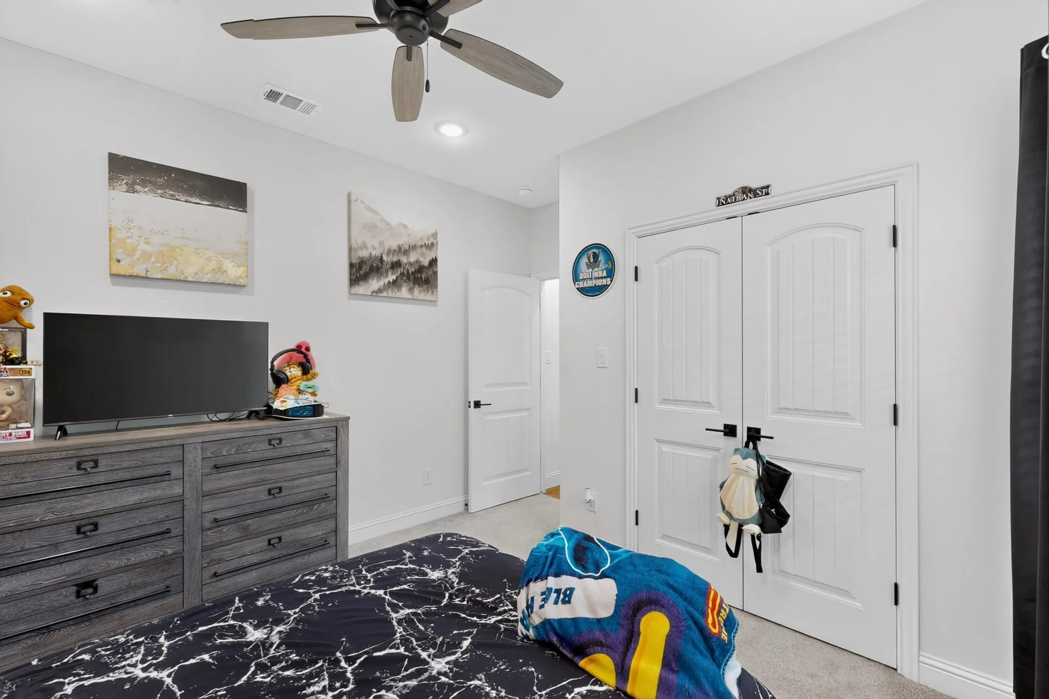 Single Family Residence For Sale in Ellis County , 215 1/2 Aldridge Street, Waxahachie, Texas 75165, 3 Bedroom, 2 Bathroom, 2 Garage spaces, 1,697 Sqft, built in 2022, mls#21356562, Real Estate Agent in Waxahachie, Homes For Sale in Ellis county, Homes For Sale in Waxahachie, Realtor in Waxahachie Texas, Real Estate Brokerage Independent Realty Texas, Luminita Cordes Realtor