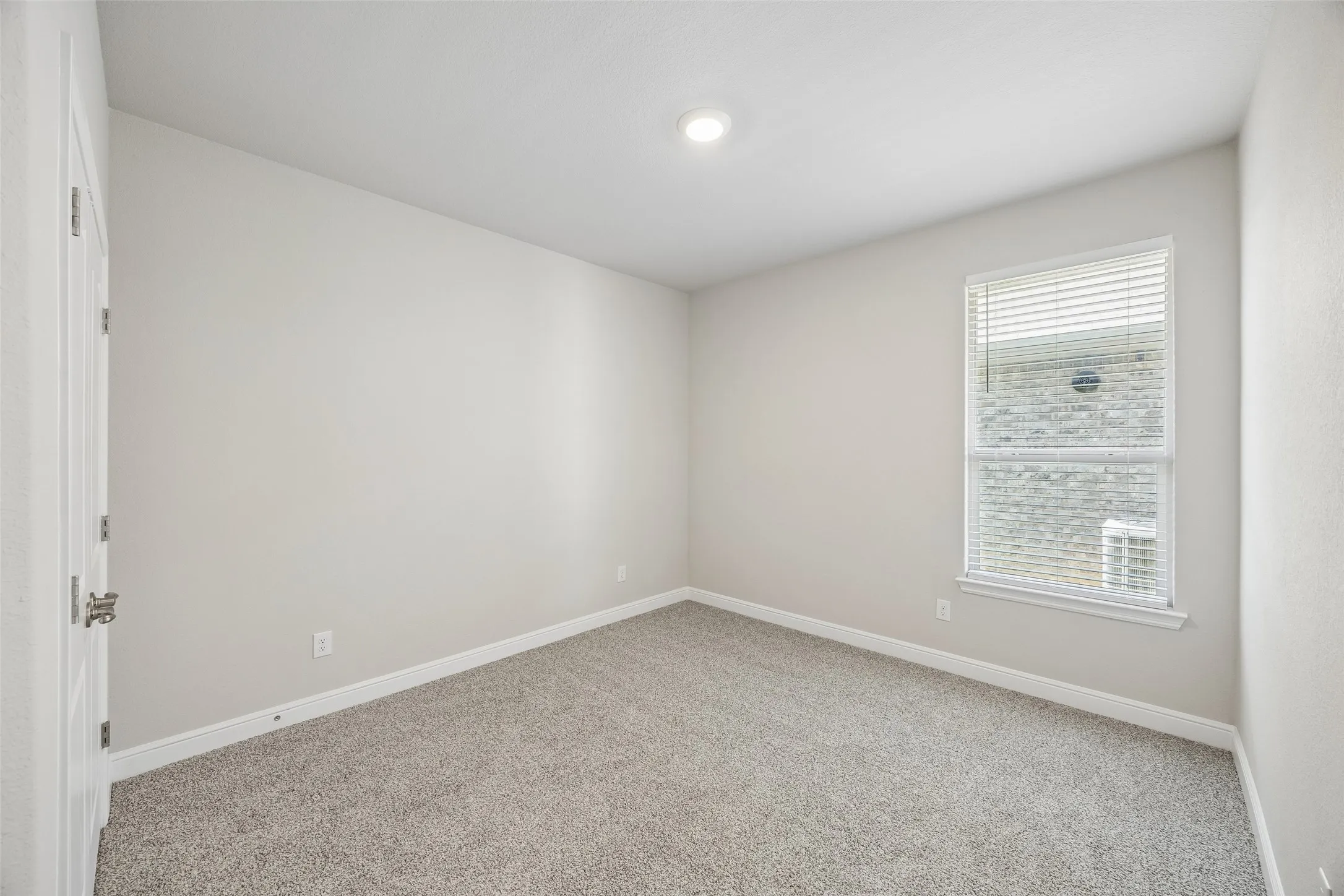 Single Family Residence For Sale in Denton County , 601 Hogan Drive, Denton, Texas 76210, 4 Bedroom, 2 Bathroom, 2 Garage spaces, 2,013 Sqft, built in 2022, mls#21355863, Real Estate Agent in Denton, Homes For Sale in Denton county, Homes For Sale in Denton, Realtor in Denton Texas, Real Estate Brokerage Independent Realty Texas, Luminita Cordes Realtor