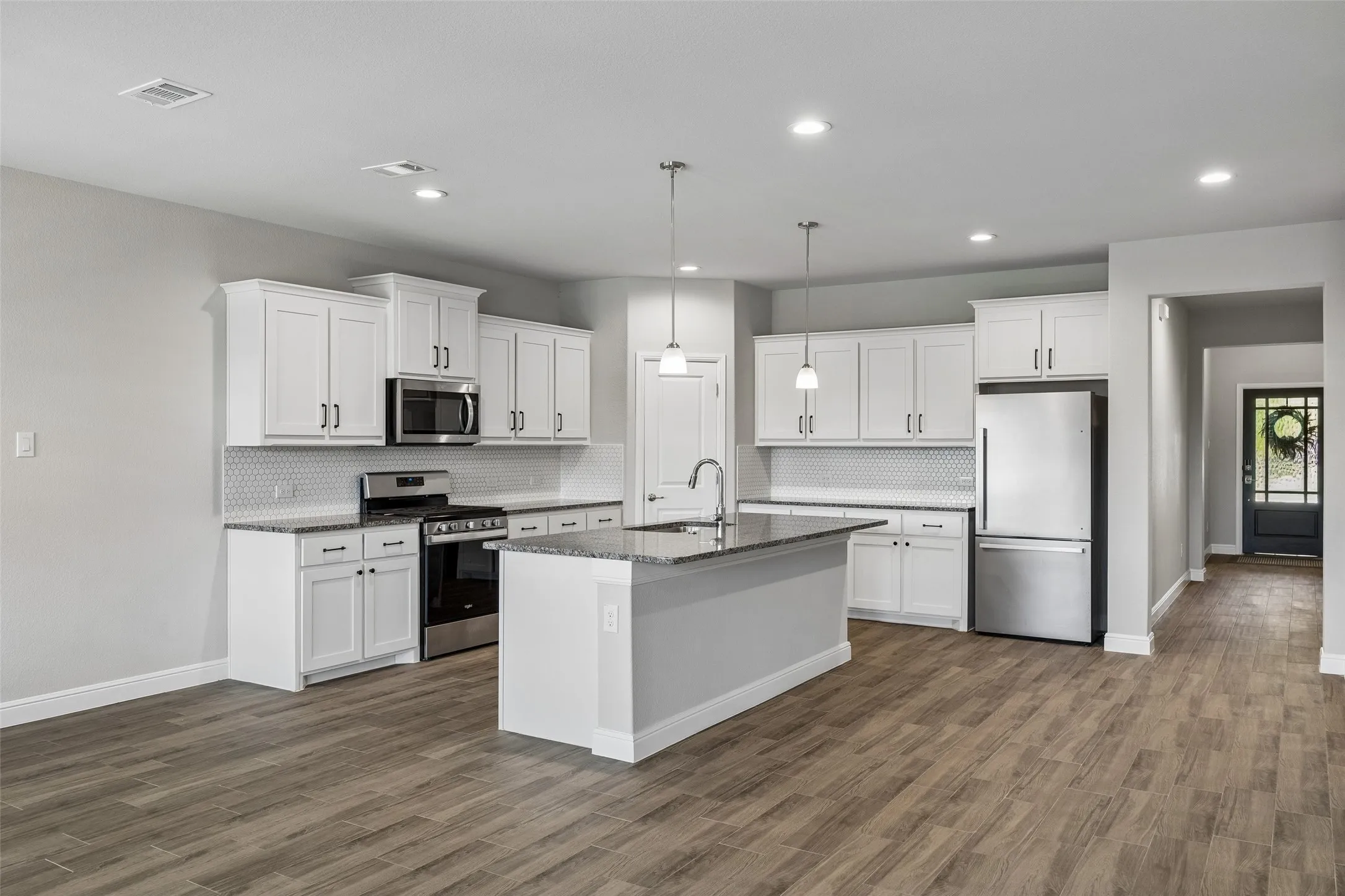 Single Family Residence For Sale in Denton County , 601 Hogan Drive, Denton, Texas 76210, 4 Bedroom, 2 Bathroom, 2 Garage spaces, 2,013 Sqft, built in 2022, mls#21355863, Real Estate Agent in Denton, Homes For Sale in Denton county, Homes For Sale in Denton, Realtor in Denton Texas, Real Estate Brokerage Independent Realty Texas, Luminita Cordes Realtor