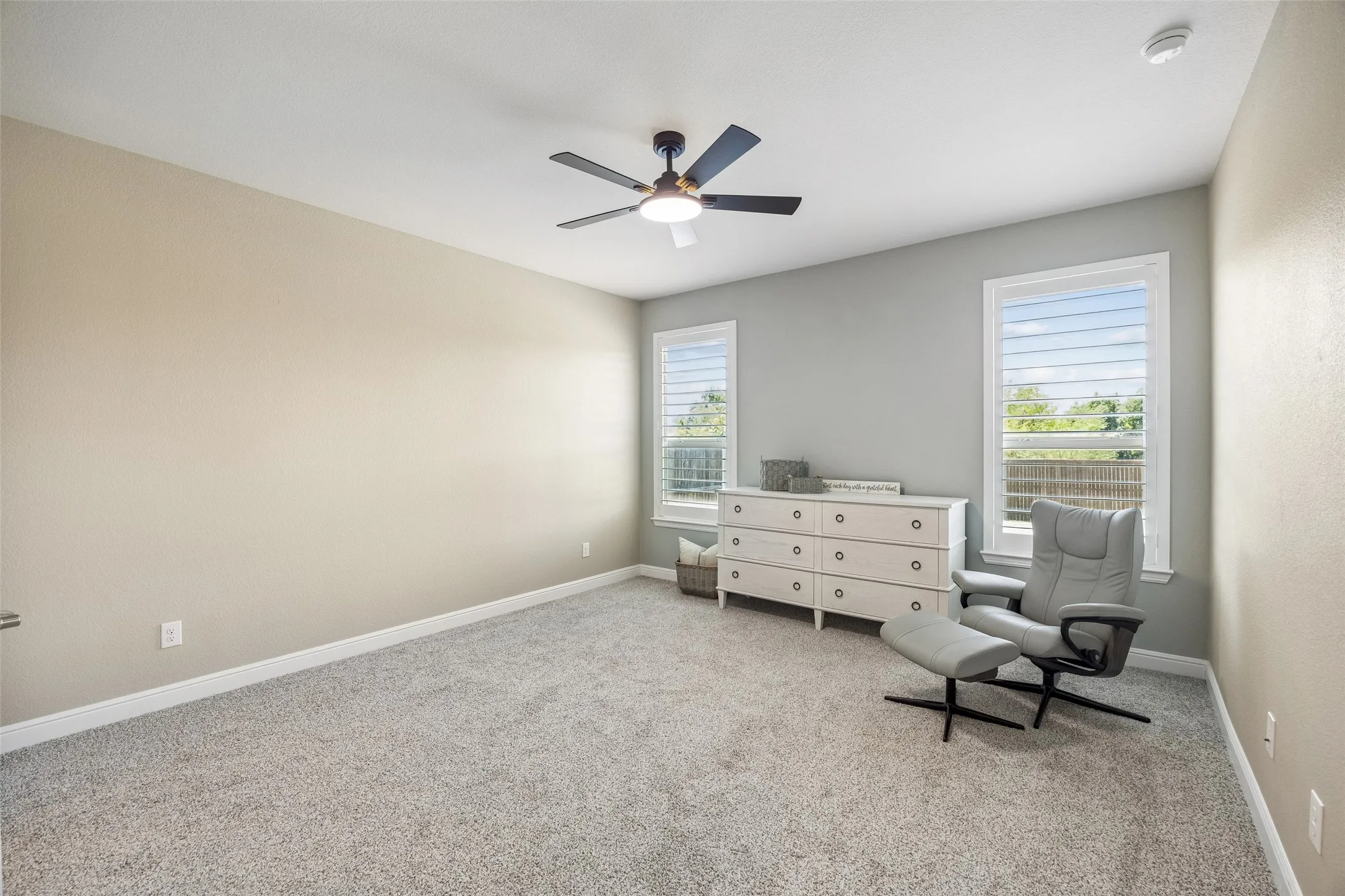 Single Family Residence For Sale in Denton County , 601 Hogan Drive, Denton, Texas 76210, 4 Bedroom, 2 Bathroom, 2 Garage spaces, 2,013 Sqft, built in 2022, mls#21355863, Real Estate Agent in Denton, Homes For Sale in Denton county, Homes For Sale in Denton, Realtor in Denton Texas, Real Estate Brokerage Independent Realty Texas, Luminita Cordes Realtor