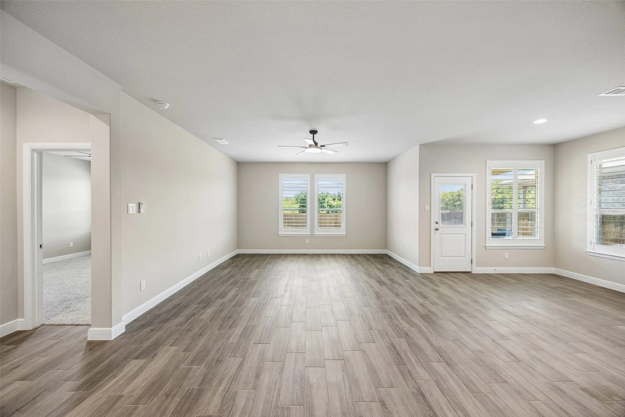 Single Family Residence For Sale in Denton County , 601 Hogan Drive, Denton, Texas 76210, 4 Bedroom, 2 Bathroom, 2 Garage spaces, 2,013 Sqft, built in 2022, mls#21355863, Real Estate Agent in Denton, Homes For Sale in Denton county, Homes For Sale in Denton, Realtor in Denton Texas, Real Estate Brokerage Independent Realty Texas, Luminita Cordes Realtor