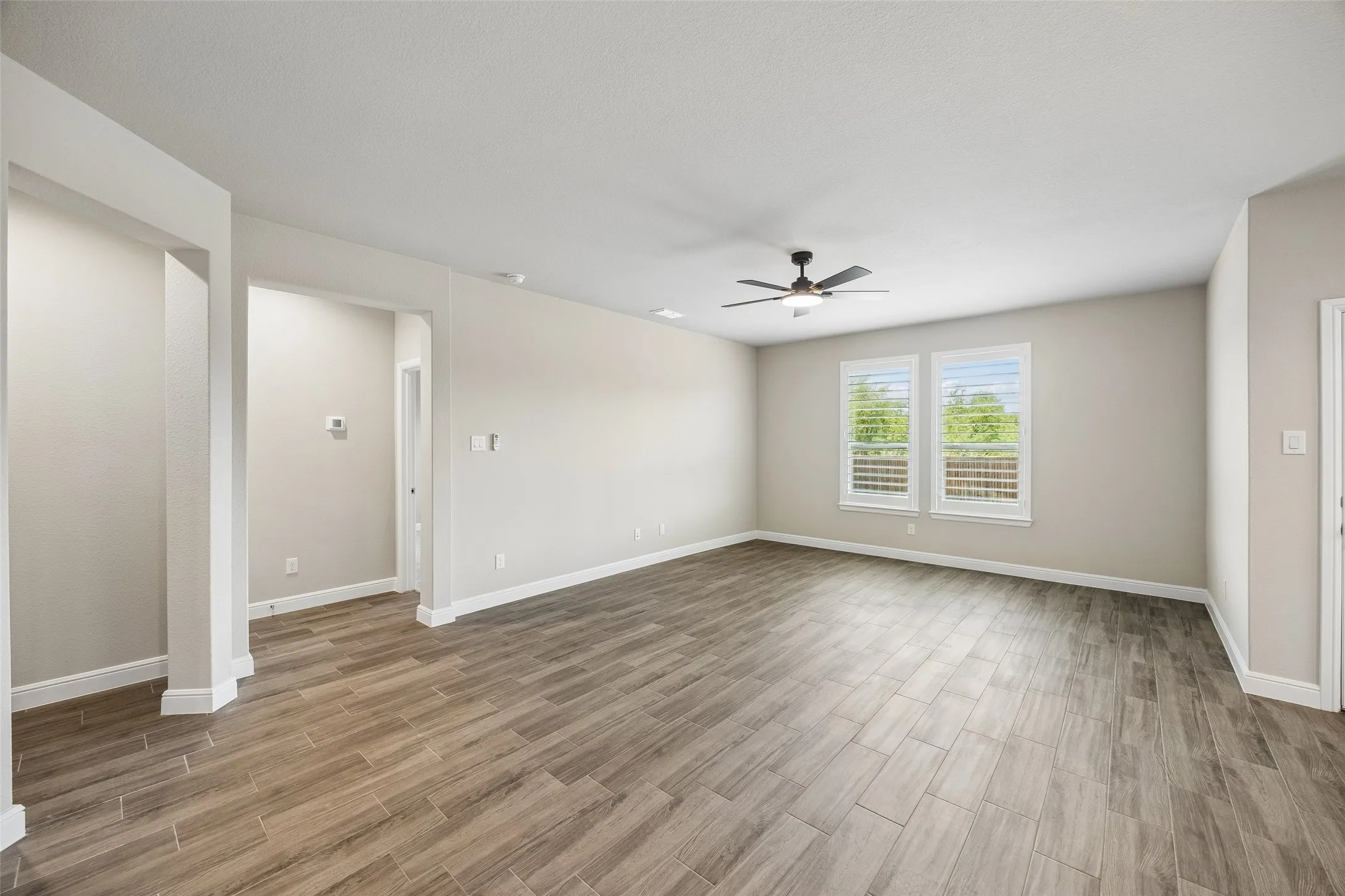 Single Family Residence For Sale in Denton County , 601 Hogan Drive, Denton, Texas 76210, 4 Bedroom, 2 Bathroom, 2 Garage spaces, 2,013 Sqft, built in 2022, mls#21355863, Real Estate Agent in Denton, Homes For Sale in Denton county, Homes For Sale in Denton, Realtor in Denton Texas, Real Estate Brokerage Independent Realty Texas, Luminita Cordes Realtor