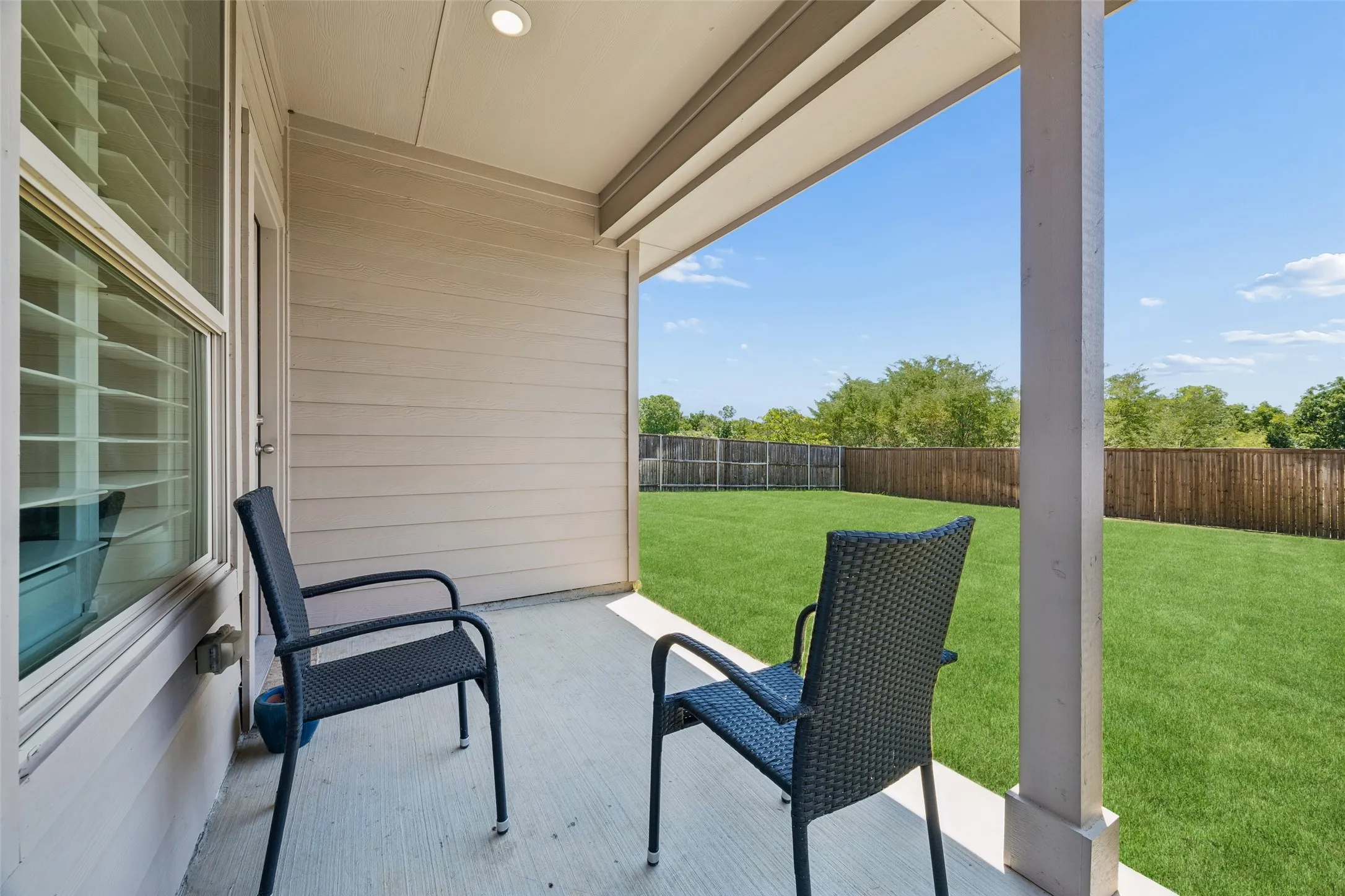 Single Family Residence For Sale in Denton County , 601 Hogan Drive, Denton, Texas 76210, 4 Bedroom, 2 Bathroom, 2 Garage spaces, 2,013 Sqft, built in 2022, mls#21355863, Real Estate Agent in Denton, Homes For Sale in Denton county, Homes For Sale in Denton, Realtor in Denton Texas, Real Estate Brokerage Independent Realty Texas, Luminita Cordes Realtor