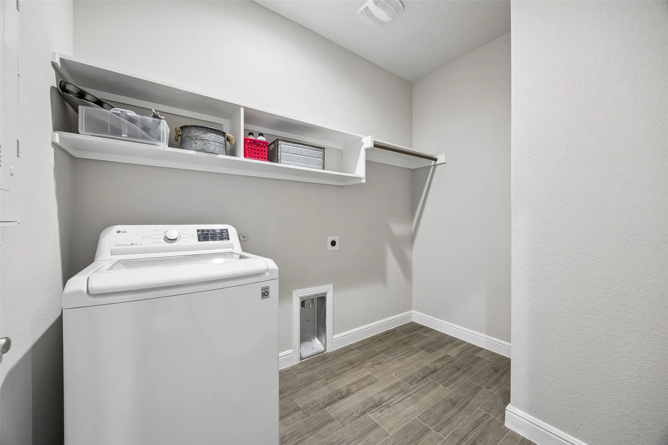 Single Family Residence For Sale in Denton County , 601 Hogan Drive, Denton, Texas 76210, 4 Bedroom, 2 Bathroom, 2 Garage spaces, 2,013 Sqft, built in 2022, mls#21355863, Real Estate Agent in Denton, Homes For Sale in Denton county, Homes For Sale in Denton, Realtor in Denton Texas, Real Estate Brokerage Independent Realty Texas, Luminita Cordes Realtor