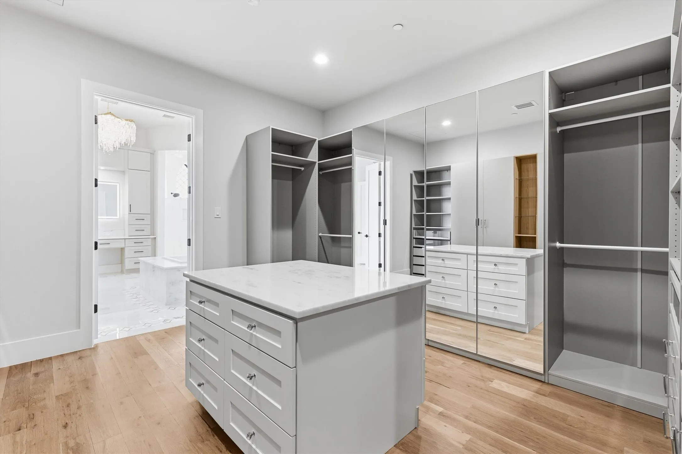 Single Family Residence For Sale in Collin County , 1850 New Castle Court, Lucas, Texas 75002, 5 Bedroom, 7 Bathroom, 4 Garage spaces, 7,456 Sqft, built in 2025, mls#21356039, Real Estate Agent in Lucas, Homes For Sale in Collin county, Homes For Sale in Lucas, Realtor in Lucas Texas, Real Estate Brokerage Independent Realty Texas, Luminita Cordes Realtor