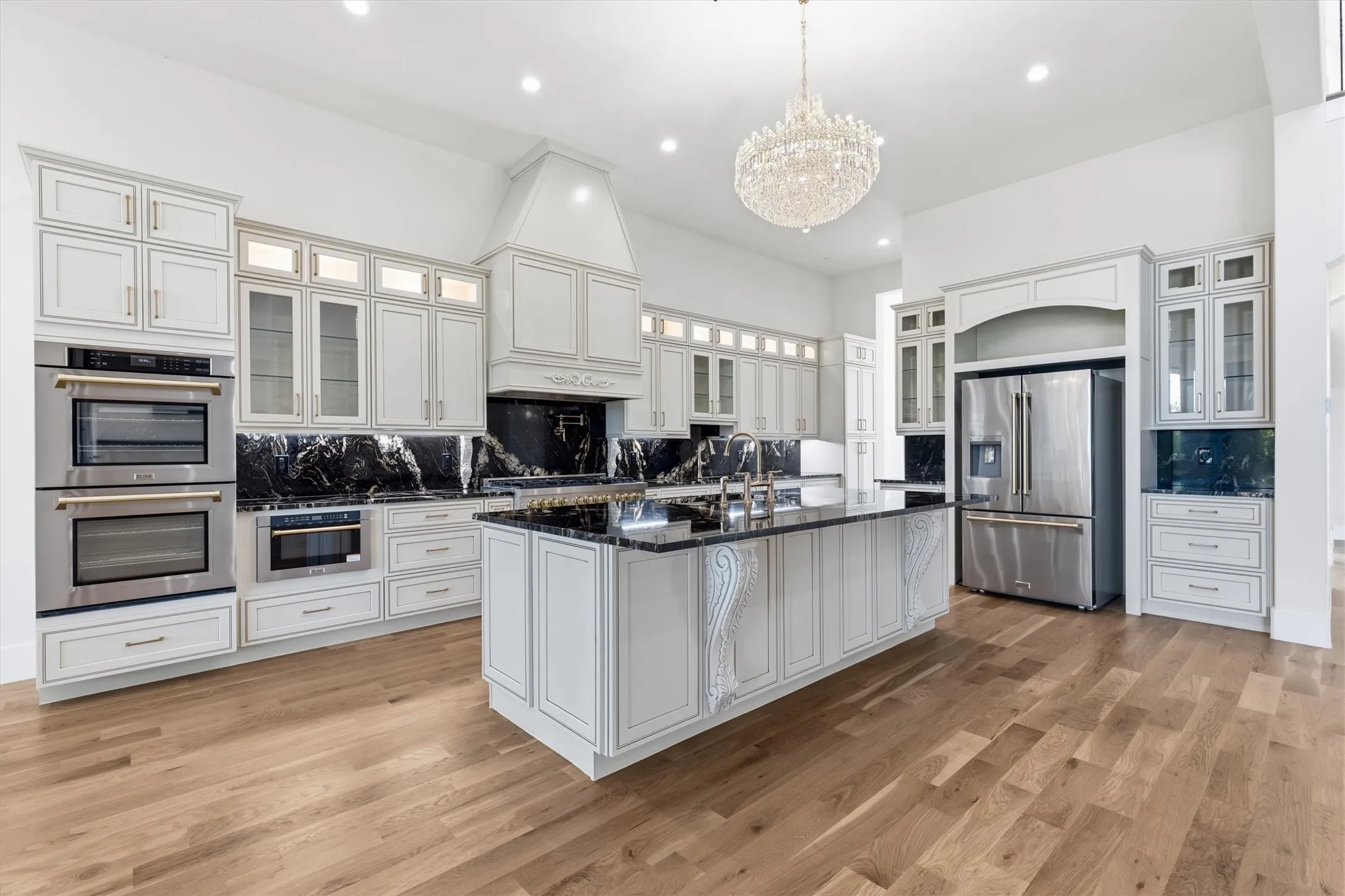 Single Family Residence For Sale in Collin County , 1850 New Castle Court, Lucas, Texas 75002, 5 Bedroom, 7 Bathroom, 4 Garage spaces, 7,456 Sqft, built in 2025, mls#21356039, Real Estate Agent in Lucas, Homes For Sale in Collin county, Homes For Sale in Lucas, Realtor in Lucas Texas, Real Estate Brokerage Independent Realty Texas, Luminita Cordes Realtor