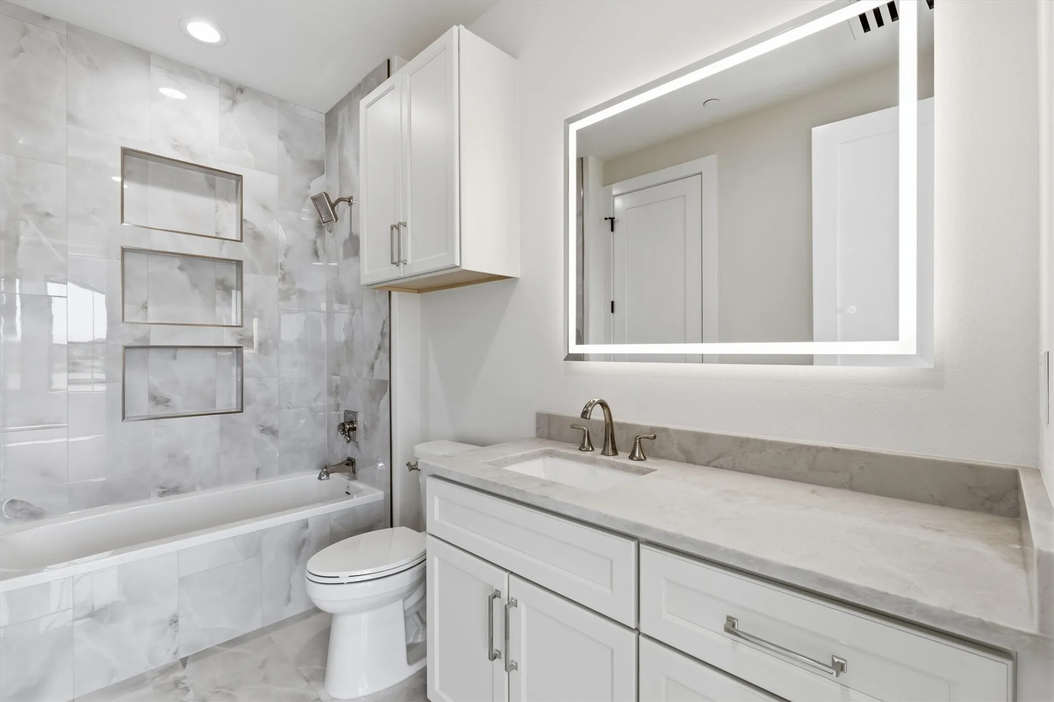 Single Family Residence For Sale in Collin County , 1850 New Castle Court, Lucas, Texas 75002, 5 Bedroom, 7 Bathroom, 4 Garage spaces, 7,456 Sqft, built in 2025, mls#21356039, Real Estate Agent in Lucas, Homes For Sale in Collin county, Homes For Sale in Lucas, Realtor in Lucas Texas, Real Estate Brokerage Independent Realty Texas, Luminita Cordes Realtor