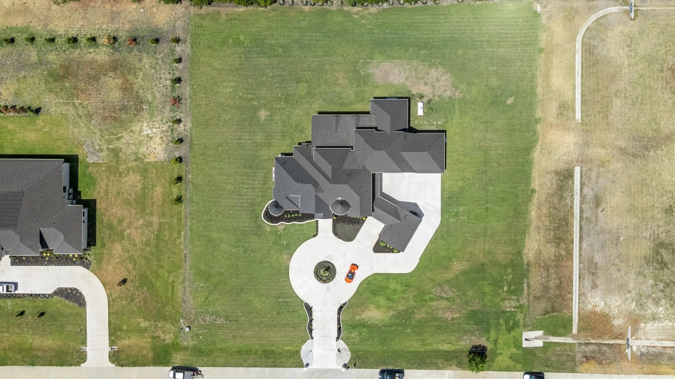 Single Family Residence For Sale in Collin County , 1850 New Castle Court, Lucas, Texas 75002, 5 Bedroom, 7 Bathroom, 4 Garage spaces, 7,456 Sqft, built in 2025, mls#21356039, Real Estate Agent in Lucas, Homes For Sale in Collin county, Homes For Sale in Lucas, Realtor in Lucas Texas, Real Estate Brokerage Independent Realty Texas, Luminita Cordes Realtor