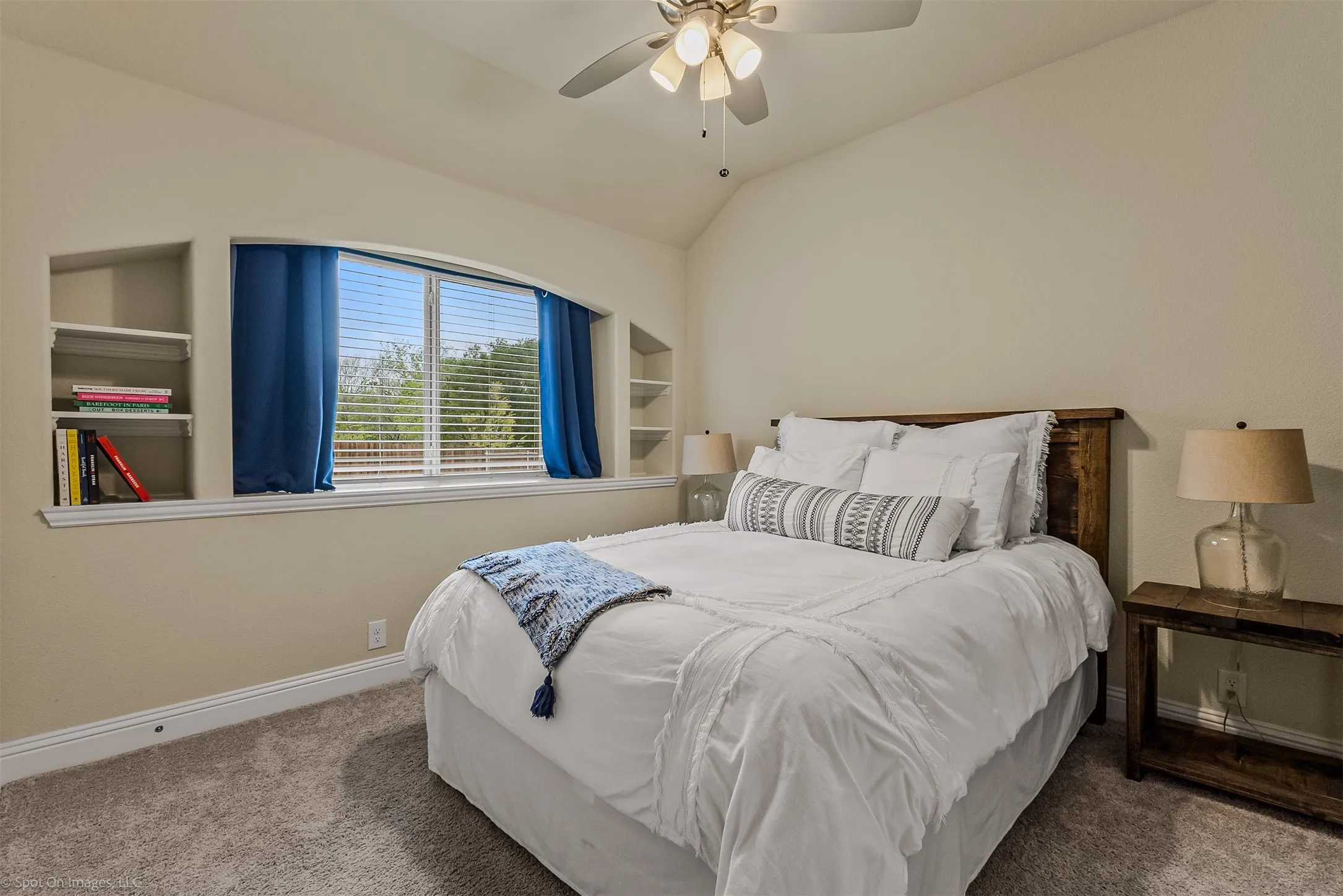 Single Family Residence For Sale in Collin County , 485 W Autumn Hill Bluff, Lavon, Texas 75166, 4 Bedroom, 3 Bathroom, 2 Garage spaces, 3,279 Sqft, built in 2022, Price $498,865, mls#21356096, Real Estate Agent in Lavon, Homes For Sale in Collin county, Homes For Sale in Lavon, Realtor in Lavon Texas, Real Estate Brokerage Independent Realty Texas, Luminita Cordes Realtor
