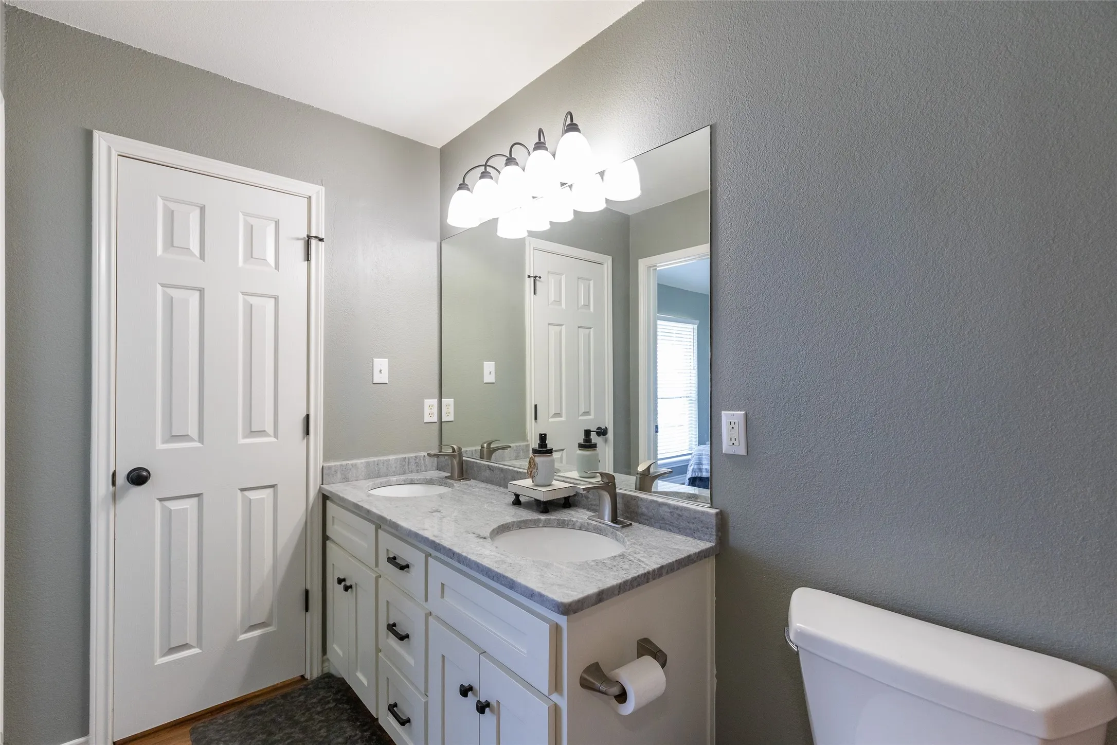 Single Family Residence For Sale in Taylor County , 3033 Sutherland Street, Abilene, Texas 79606, 3 Bedroom, 2 Bathroom, 2 Garage spaces, 1,158 Sqft, built in 2003, mls#21355220, Real Estate Agent in Abilene, Homes For Sale in Taylor county, Homes For Sale in Abilene, Realtor in Abilene Texas, Real Estate Brokerage Independent Realty Texas, Luminita Cordes Realtor