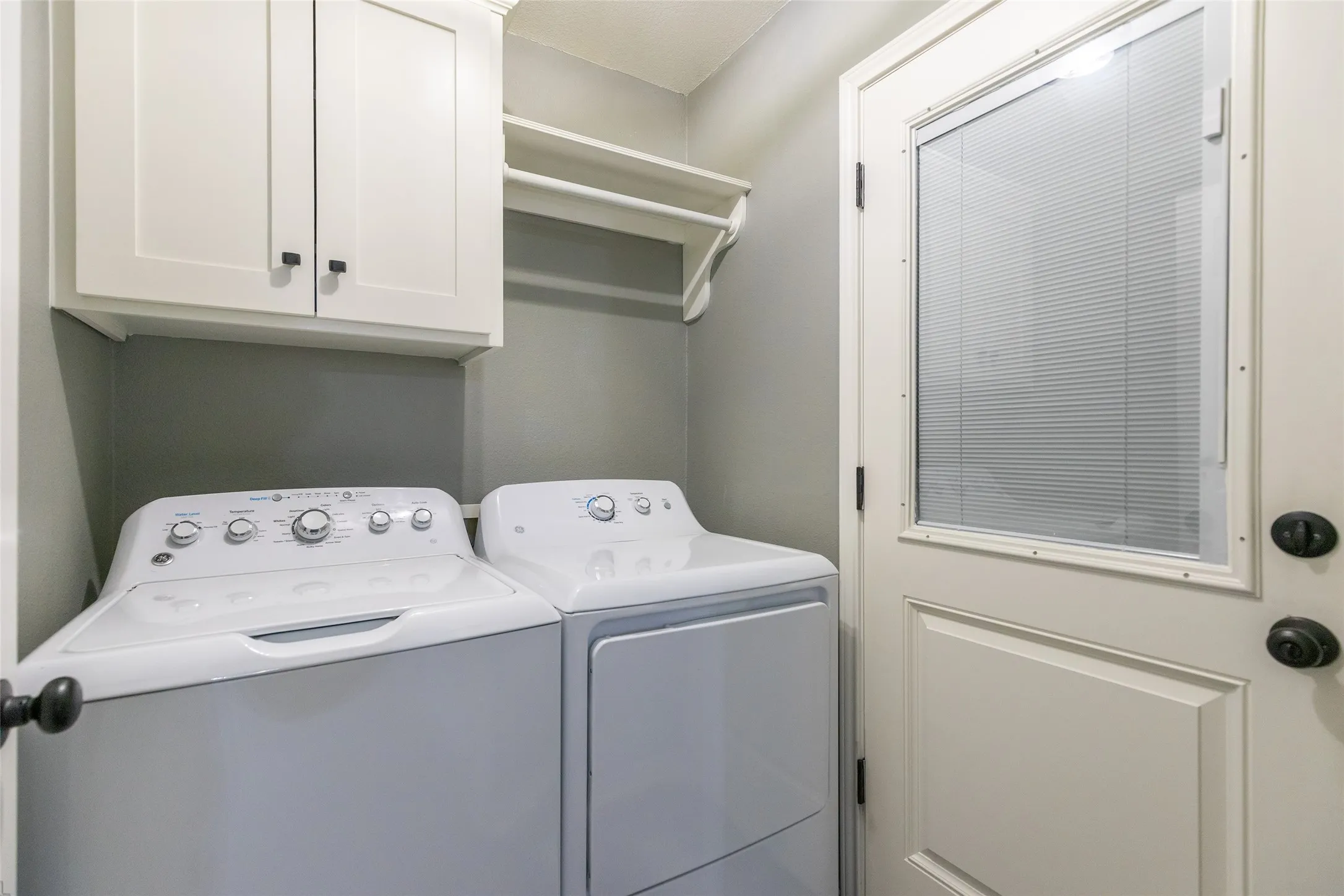 Single Family Residence For Sale in Taylor County , 3033 Sutherland Street, Abilene, Texas 79606, 3 Bedroom, 2 Bathroom, 2 Garage spaces, 1,158 Sqft, built in 2003, mls#21355220, Real Estate Agent in Abilene, Homes For Sale in Taylor county, Homes For Sale in Abilene, Realtor in Abilene Texas, Real Estate Brokerage Independent Realty Texas, Luminita Cordes Realtor