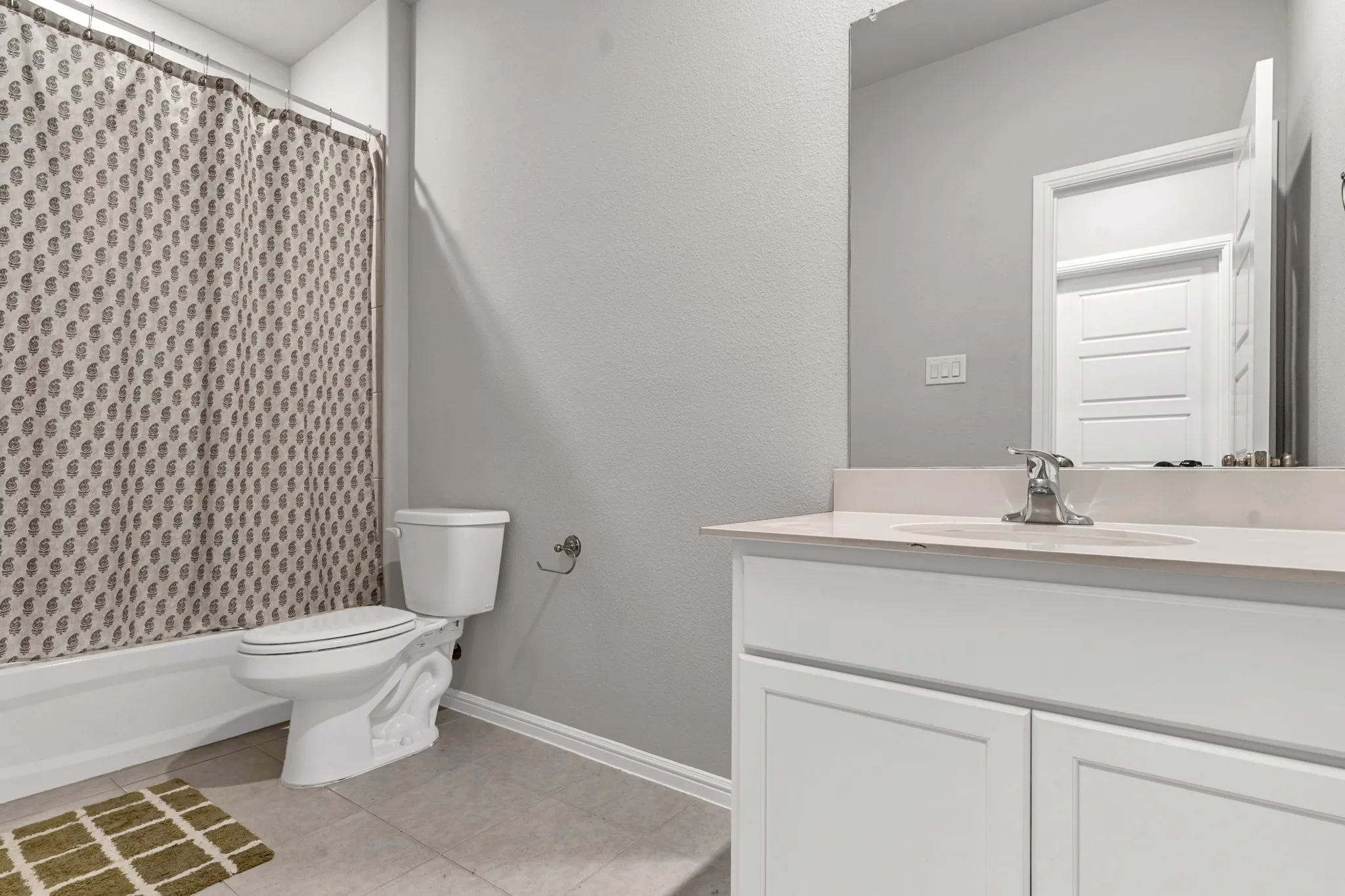 Single Family Residence For Rent in Ellis County , 6934 Pampas Place, Venus, Texas 76084, 4 Bedroom, 3 Bathroom, 3 Garage spaces, 2,816 Sqft, built in 2022, mls#21357153, Real Estate Agent in Venus, Homes For Rent in Ellis county, Homes For Rent in Venus, Realtor in Venus Texas, Real Estate Brokerage Independent Realty Texas, Luminita Cordes Realtor
