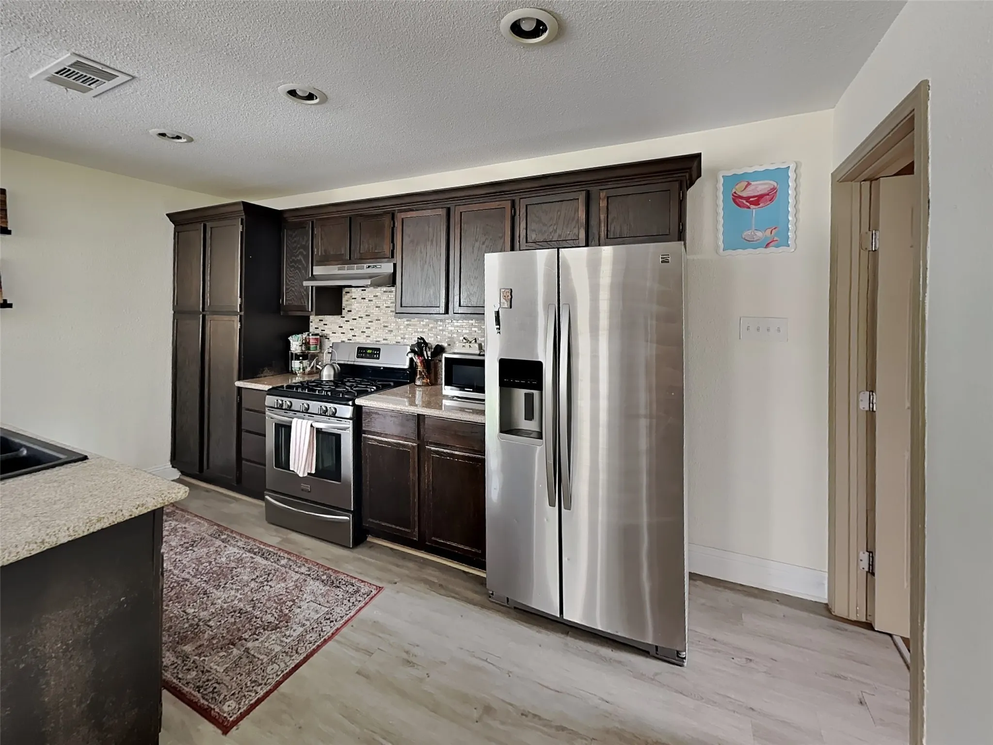 Single Family Residence For Rent in Tarrant County , 4705 Selkirk Drive, Fort Worth, Texas 76109, 3 Bedroom, 2 Bathroom, 2 Garage spaces, 1,312 Sqft, built in 1953, mls#21357467, Real Estate Agent in Fort Worth, Homes For Rent in Tarrant county, Homes For Rent in Fort Worth, Realtor in Fort Worth Texas, Real Estate Brokerage Independent Realty Texas, Luminita Cordes Realtor