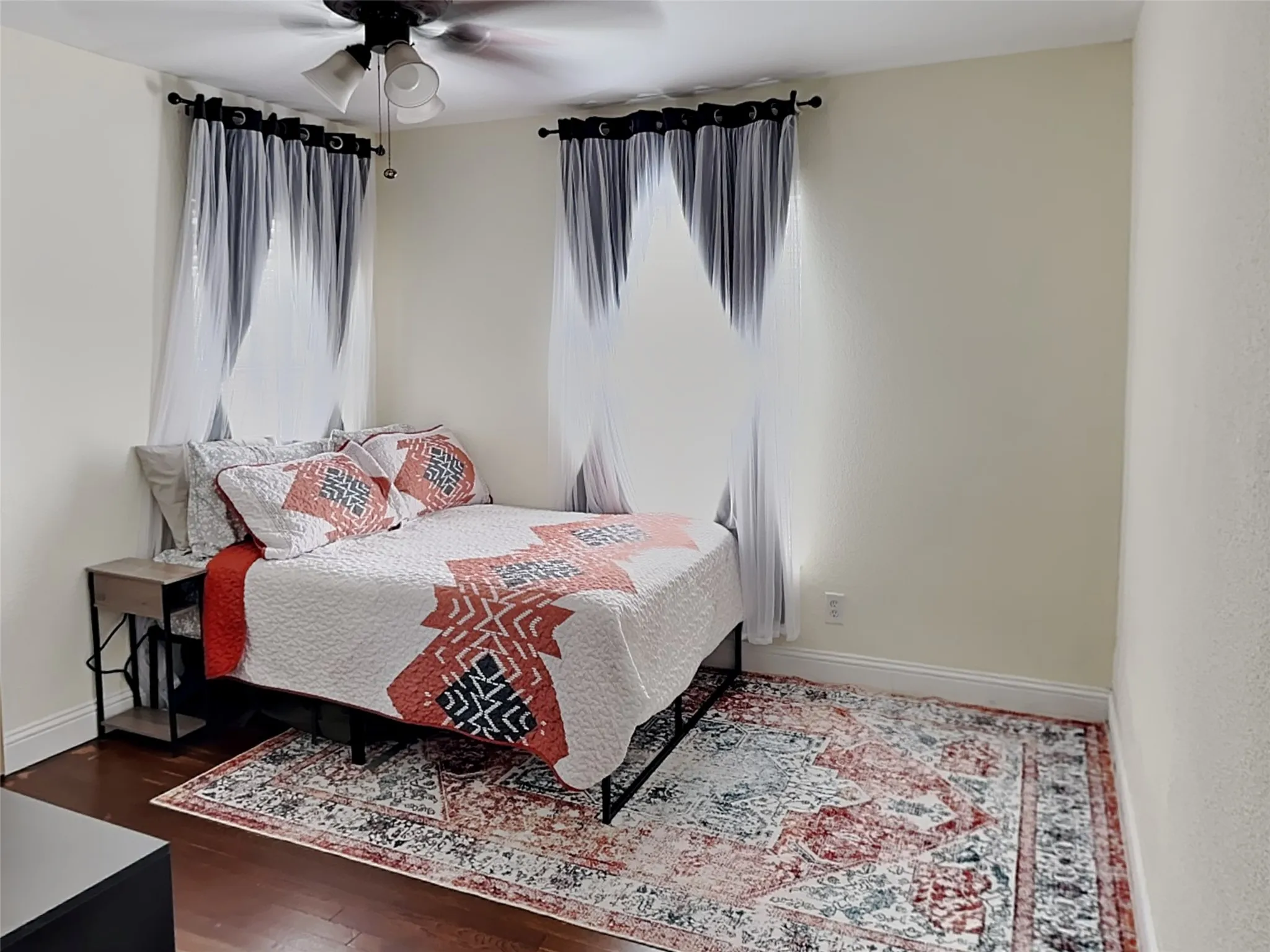 Single Family Residence For Rent in Tarrant County , 4705 Selkirk Drive, Fort Worth, Texas 76109, 3 Bedroom, 2 Bathroom, 2 Garage spaces, 1,312 Sqft, built in 1953, mls#21357467, Real Estate Agent in Fort Worth, Homes For Rent in Tarrant county, Homes For Rent in Fort Worth, Realtor in Fort Worth Texas, Real Estate Brokerage Independent Realty Texas, Luminita Cordes Realtor