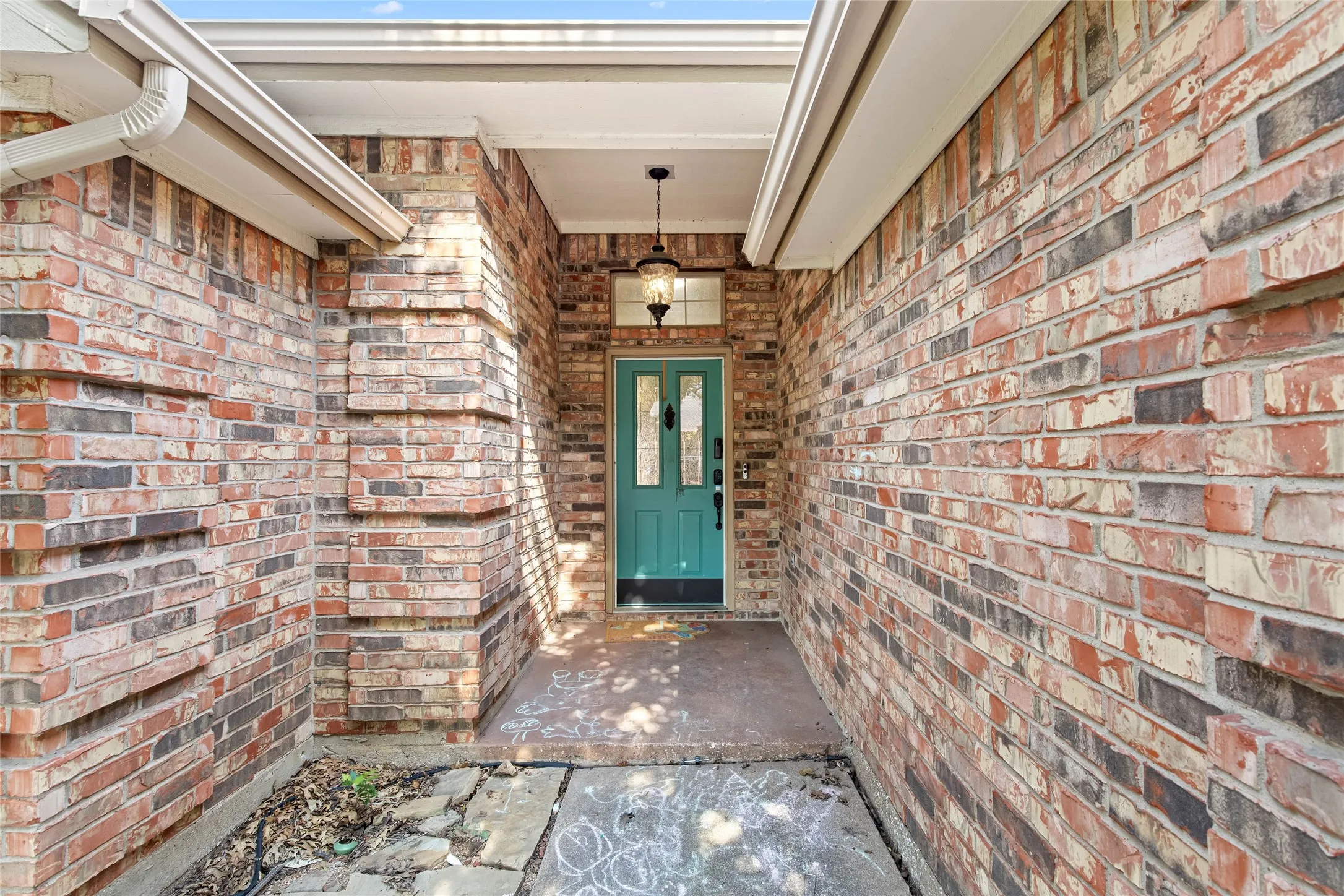 Single Family Residence For Sale in Tarrant County , 7732 Sagebrush Court N, North Richland Hills, Texas 76182, 4 Bedroom, 2 Bathroom, 2 Garage spaces, 2,081 Sqft, built in 1989, mls#21357478, Real Estate Agent in North Richland Hills, Homes For Sale in Tarrant county, Homes For Sale in North Richland Hills, Realtor in North Richland Hills Texas, Real Estate Brokerage Independent Realty Texas, Luminita Cordes Realtor