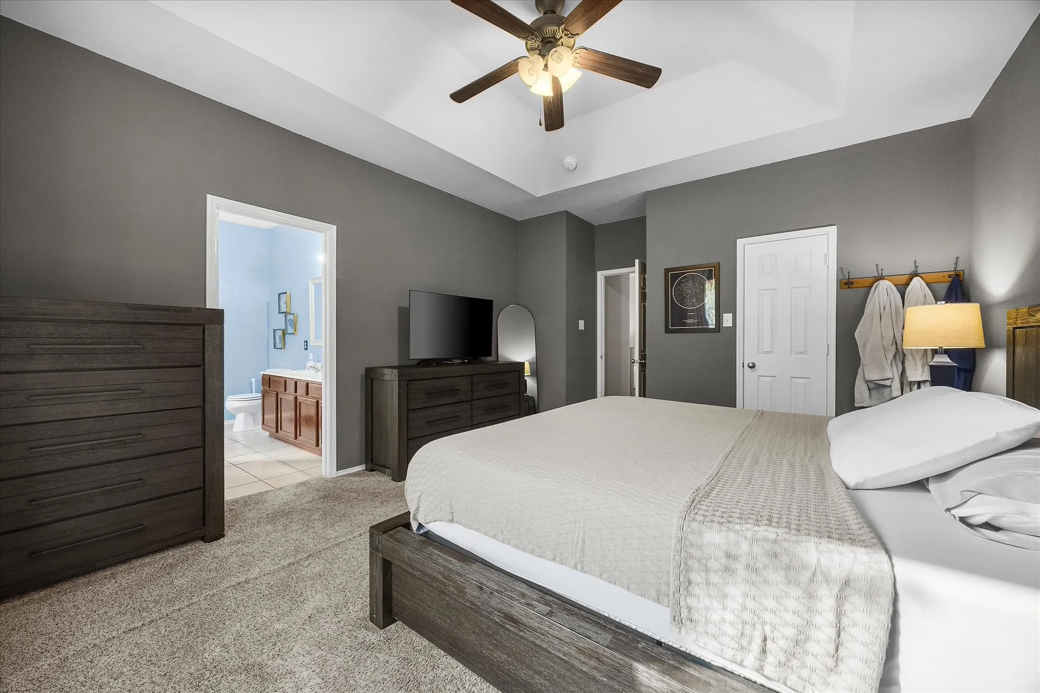 Single Family Residence For Sale in Rockwall County , 3852 Juniper Hills Drive, Rockwall, Texas 75032, 3 Bedroom, 2 Bathroom, 2 Garage spaces, 2,117 Sqft, built in 2004, mls#21356136, Real Estate Agent in Rockwall, Homes For Sale in Rockwall county, Homes For Sale in Rockwall, Realtor in Rockwall Texas, Real Estate Brokerage Independent Realty Texas, Luminita Cordes Realtor