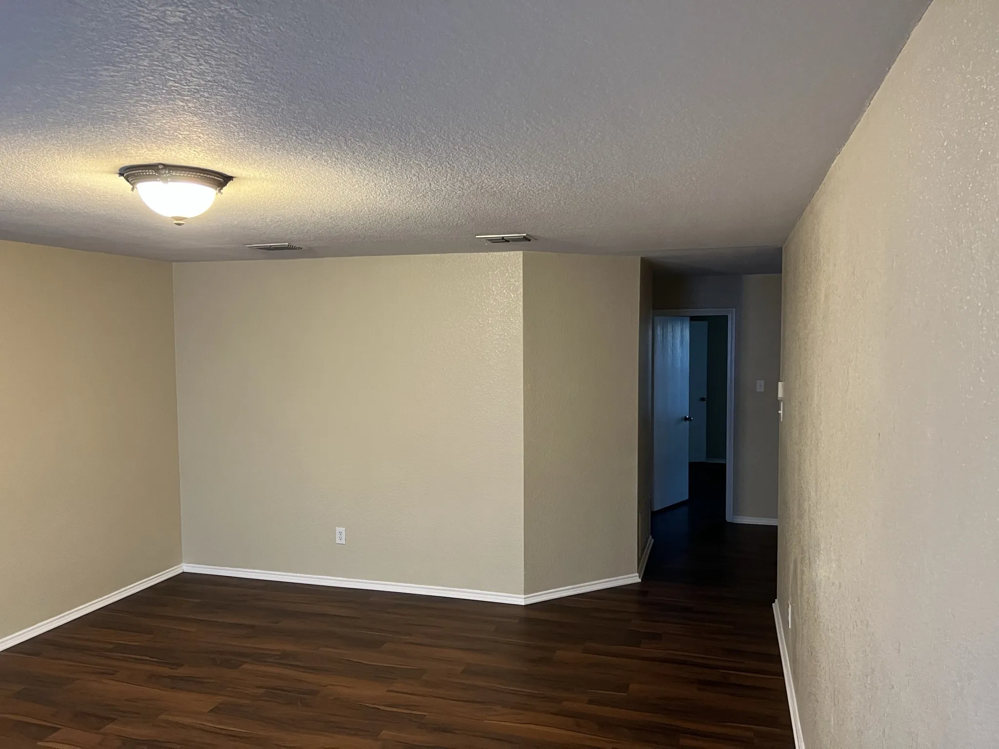 Single Family Residence For Rent in Tarrant County , 14036 Firebush Lane, Fort Worth, Texas 76052, 4 Bedroom, 2 Bathroom, 2 Garage spaces, 1,724 Sqft, built in 2007, mls#21357488, Real Estate Agent in Fort Worth, Homes For Rent in Tarrant county, Homes For Rent in Fort Worth, Realtor in Fort Worth Texas, Real Estate Brokerage Independent Realty Texas, Luminita Cordes Realtor