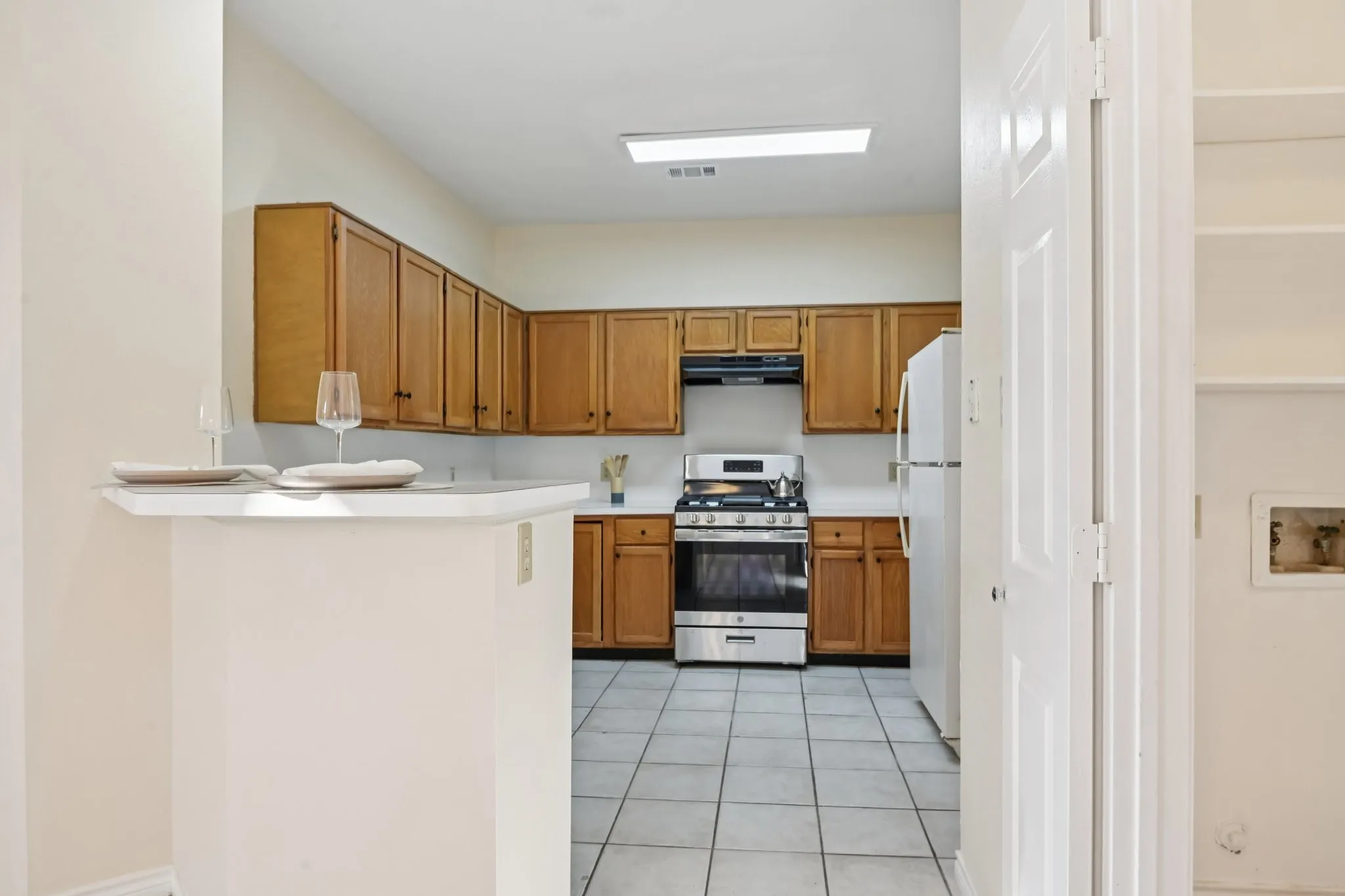 Single Family Residence For Sale in Dallas County , 6409 Wildhaven Drive, Rowlett, Texas 75089, 3 Bedroom, 3 Bathroom, 2 Garage spaces, 1,465 Sqft, built in 1991, mls#21357449, Real Estate Agent in Rowlett, Homes For Sale in Dallas county, Homes For Sale in Rowlett, Realtor in Rowlett Texas, Real Estate Brokerage Independent Realty Texas, Luminita Cordes Realtor