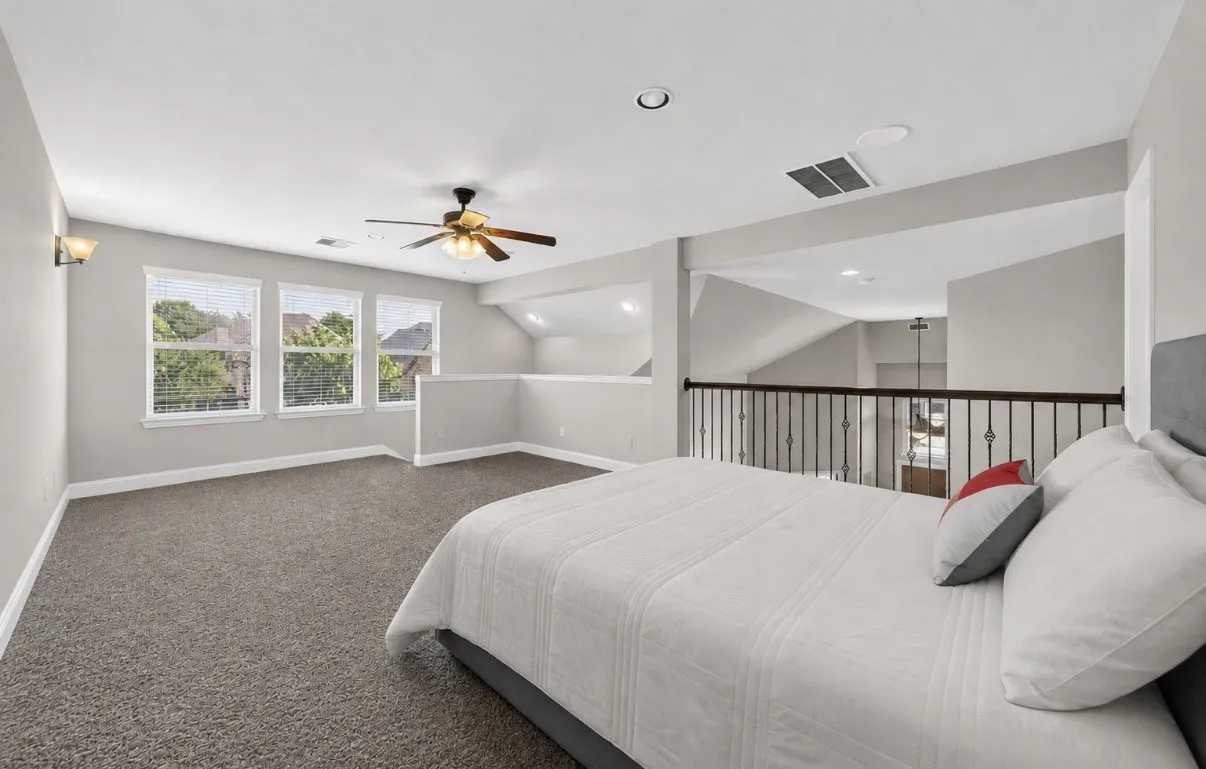 Single Family Residence For Sale in Collin County , 208 Hogue Lane, Wylie, Texas 75098, 4 Bedroom, 3 Bathroom, 2 Garage spaces, 2,531 Sqft, built in 2015, mls#21357486, Real Estate Agent in Wylie, Homes For Sale in Collin county, Homes For Sale in Wylie, Realtor in Wylie Texas, Real Estate Brokerage Independent Realty Texas, Luminita Cordes Realtor