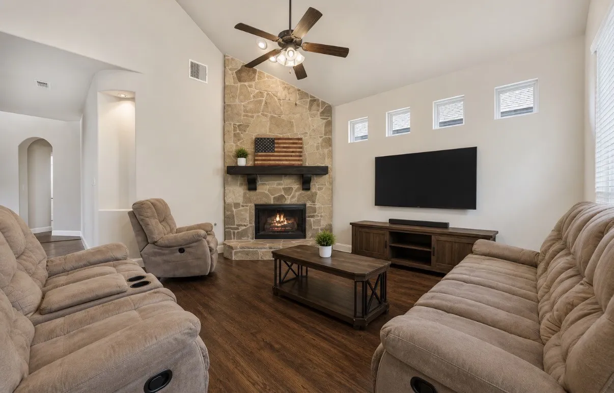 Single Family Residence For Sale in Collin County , 208 Hogue Lane, Wylie, Texas 75098, 4 Bedroom, 3 Bathroom, 2 Garage spaces, 2,531 Sqft, built in 2015, mls#21357486, Real Estate Agent in Wylie, Homes For Sale in Collin county, Homes For Sale in Wylie, Realtor in Wylie Texas, Real Estate Brokerage Independent Realty Texas, Luminita Cordes Realtor