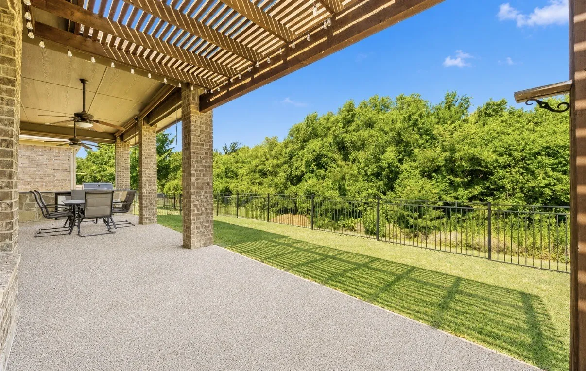 Single Family Residence For Sale in Collin County , 208 Hogue Lane, Wylie, Texas 75098, 4 Bedroom, 3 Bathroom, 2 Garage spaces, 2,531 Sqft, built in 2015, mls#21357486, Real Estate Agent in Wylie, Homes For Sale in Collin county, Homes For Sale in Wylie, Realtor in Wylie Texas, Real Estate Brokerage Independent Realty Texas, Luminita Cordes Realtor