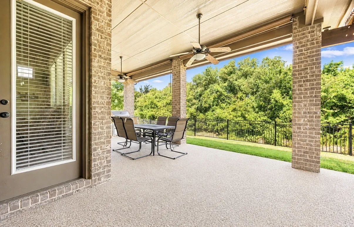 Single Family Residence For Sale in Collin County , 208 Hogue Lane, Wylie, Texas 75098, 4 Bedroom, 3 Bathroom, 2 Garage spaces, 2,531 Sqft, built in 2015, mls#21357486, Real Estate Agent in Wylie, Homes For Sale in Collin county, Homes For Sale in Wylie, Realtor in Wylie Texas, Real Estate Brokerage Independent Realty Texas, Luminita Cordes Realtor