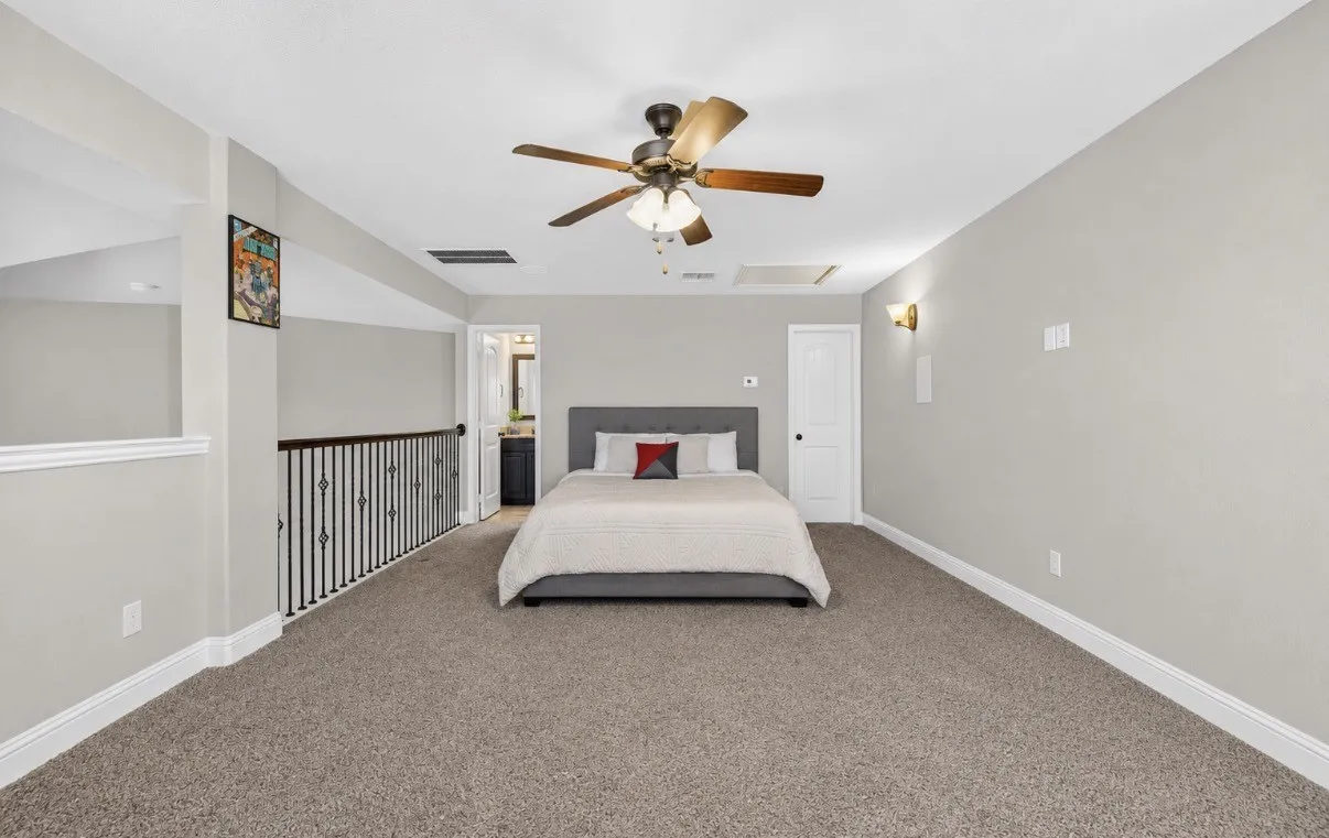 Single Family Residence For Sale in Collin County , 208 Hogue Lane, Wylie, Texas 75098, 4 Bedroom, 3 Bathroom, 2 Garage spaces, 2,531 Sqft, built in 2015, mls#21357486, Real Estate Agent in Wylie, Homes For Sale in Collin county, Homes For Sale in Wylie, Realtor in Wylie Texas, Real Estate Brokerage Independent Realty Texas, Luminita Cordes Realtor