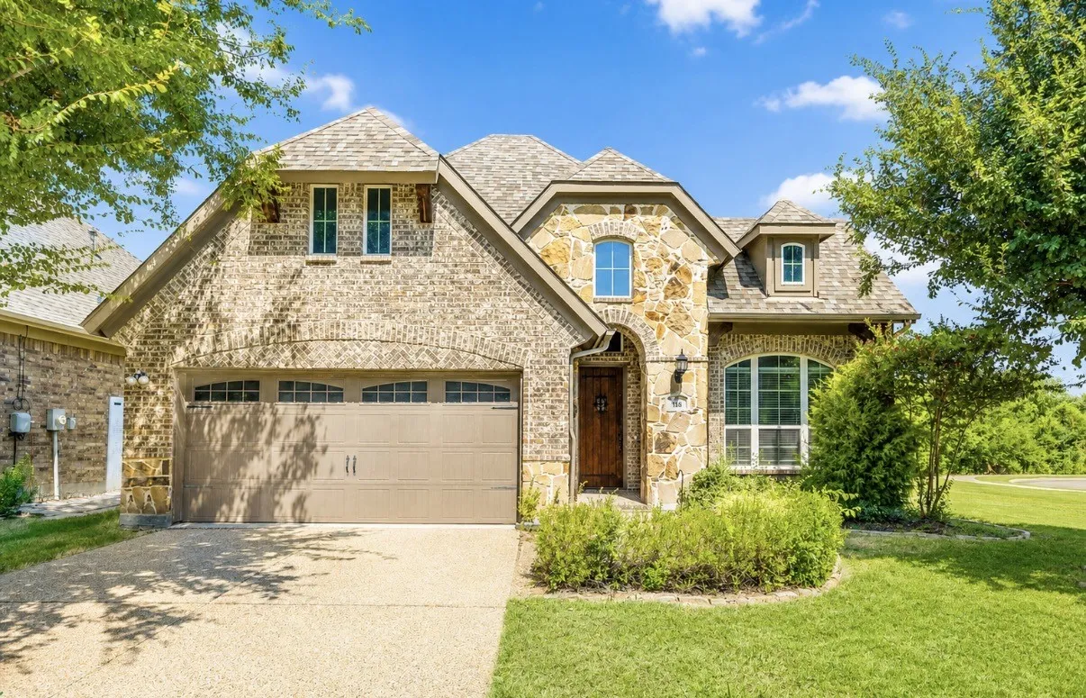 Single Family Residence For Sale in Collin County , 208 Hogue Lane, Wylie, Texas 75098, 4 Bedroom, 3 Bathroom, 2 Garage spaces, 2,531 Sqft, built in 2015, mls#21357486, Real Estate Agent in Wylie, Homes For Sale in Collin county, Homes For Sale in Wylie, Realtor in Wylie Texas, Real Estate Brokerage Independent Realty Texas, Luminita Cordes Realtor