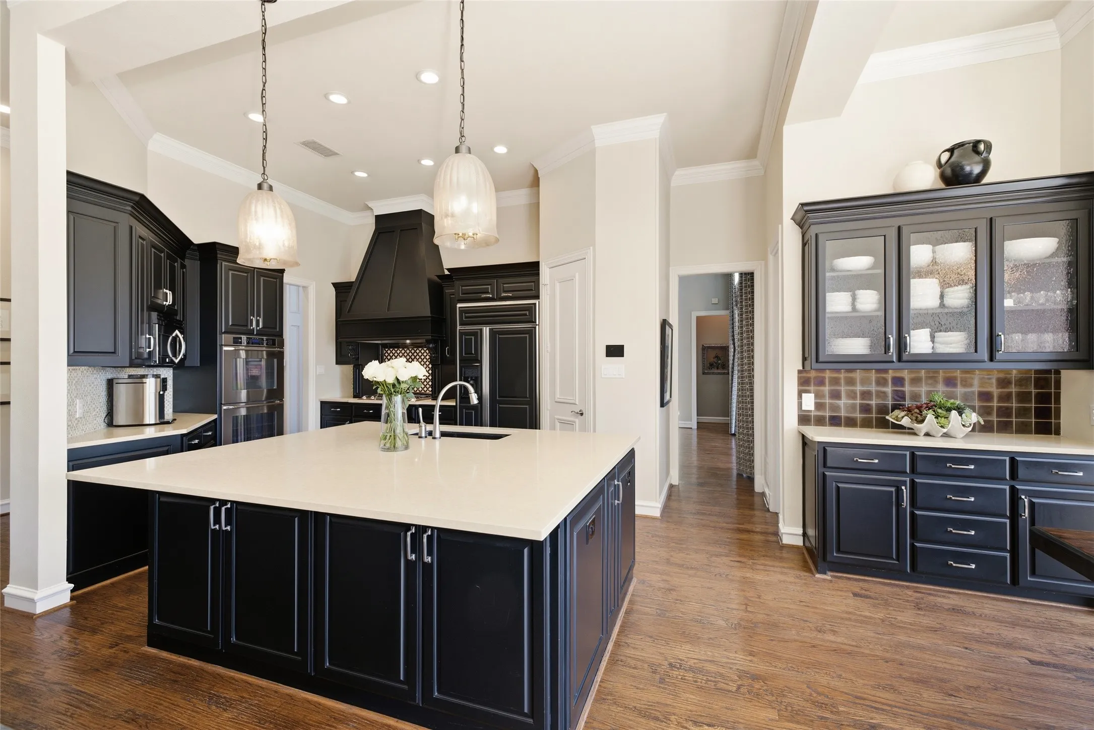 Single Family Residence For Sale in Collin County , 2808 Amesbury Drive, Plano, Texas 75093, 4 Bedroom, 4 Bathroom, 3 Garage spaces, 4,990 Sqft, built in 1992, mls#21350292, Real Estate Agent in Plano, Homes For Sale in Collin county, Homes For Sale in Plano, Realtor in Plano Texas, Real Estate Brokerage Independent Realty Texas, Luminita Cordes Realtor