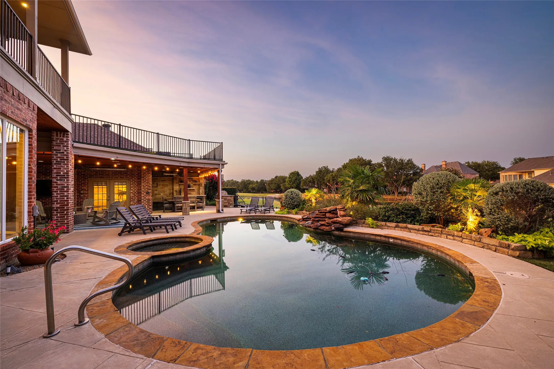 Single Family Residence For Sale in Collin County , 2808 Amesbury Drive, Plano, Texas 75093, 4 Bedroom, 4 Bathroom, 3 Garage spaces, 4,990 Sqft, built in 1992, mls#21350292, Real Estate Agent in Plano, Homes For Sale in Collin county, Homes For Sale in Plano, Realtor in Plano Texas, Real Estate Brokerage Independent Realty Texas, Luminita Cordes Realtor