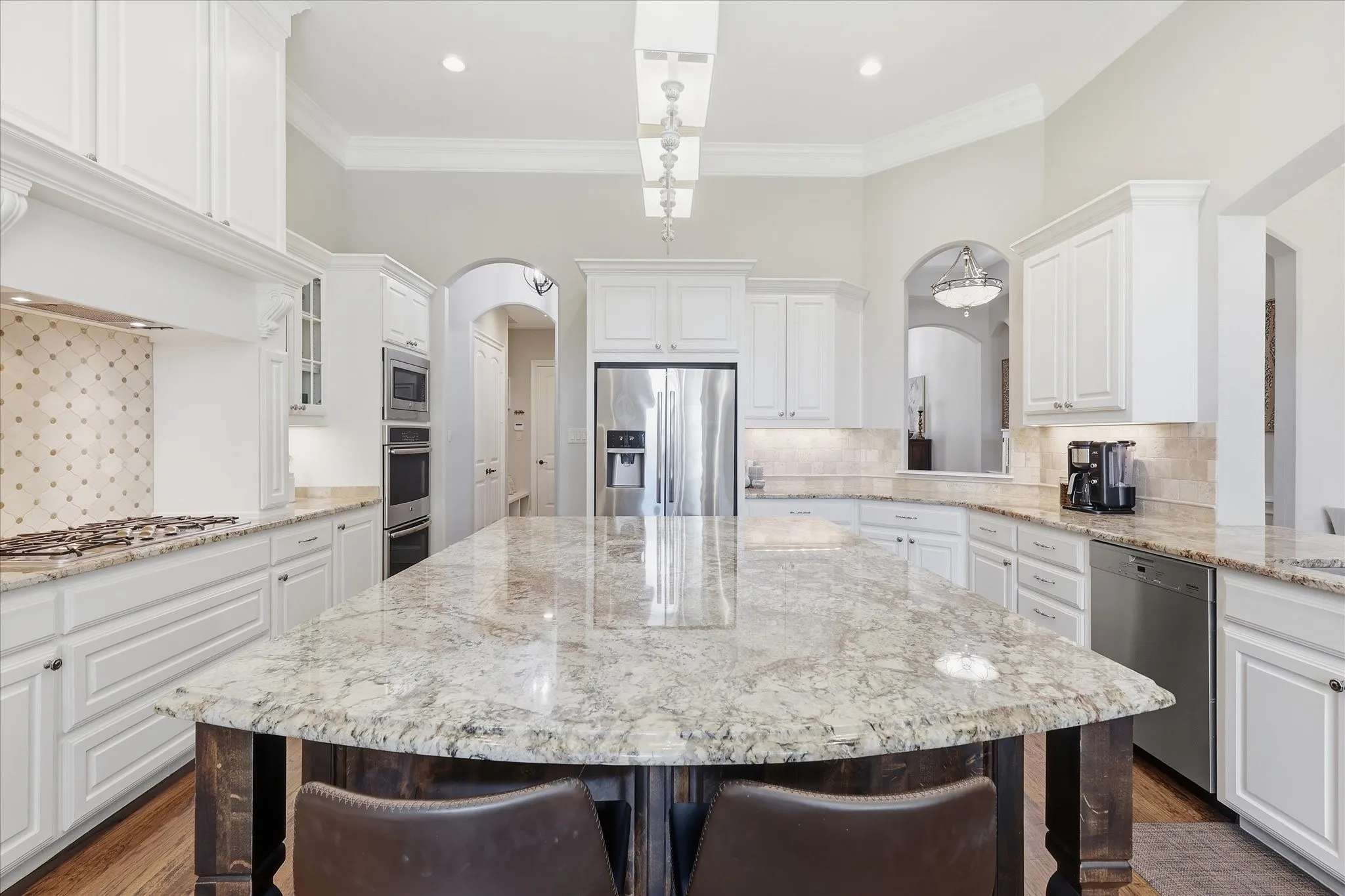 Single Family Residence For Sale in Denton County , 412 Nora Lane, Argyle, Texas 76226, 4 Bedroom, 3 Bathroom, 3 Garage spaces, 3,112 Sqft, built in 2015, mls#21356664, Real Estate Agent in Argyle, Homes For Sale in Denton county, Homes For Sale in Argyle, Realtor in Argyle Texas, Real Estate Brokerage Independent Realty Texas, Luminita Cordes Realtor
