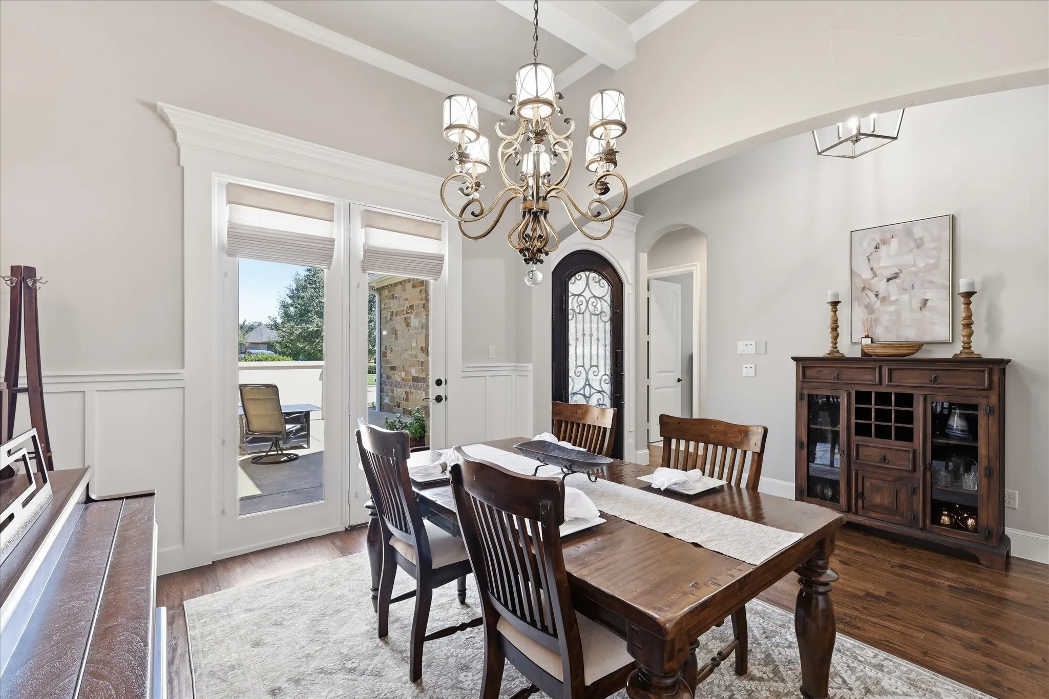 Single Family Residence For Sale in Denton County , 412 Nora Lane, Argyle, Texas 76226, 4 Bedroom, 3 Bathroom, 3 Garage spaces, 3,112 Sqft, built in 2015, mls#21356664, Real Estate Agent in Argyle, Homes For Sale in Denton county, Homes For Sale in Argyle, Realtor in Argyle Texas, Real Estate Brokerage Independent Realty Texas, Luminita Cordes Realtor