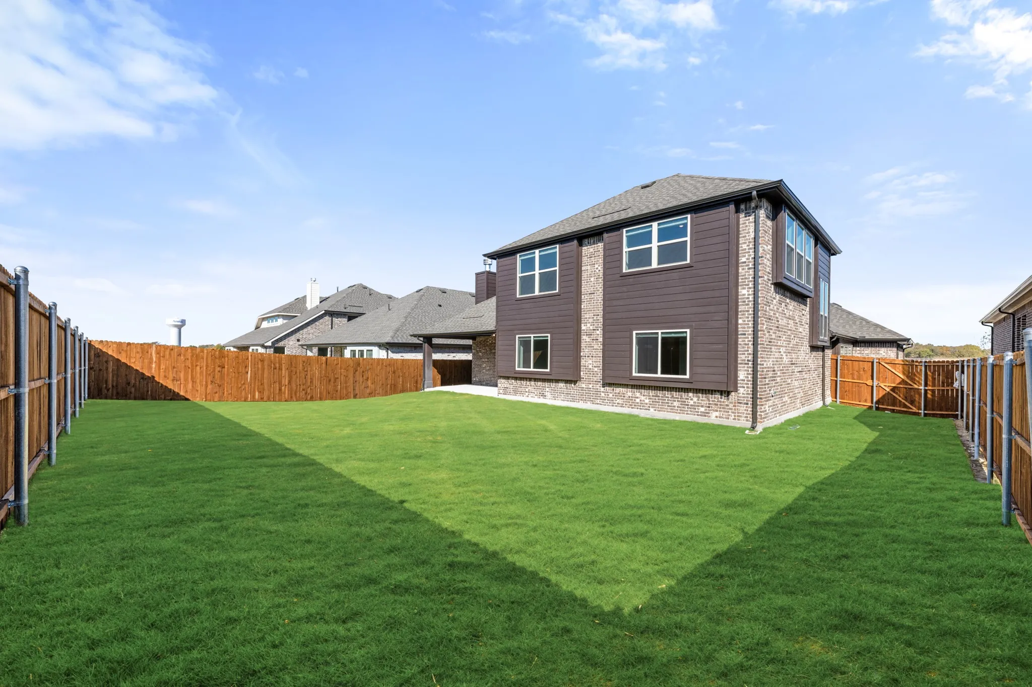 Single Family Residence For Sale in Collin County , 2009 Amber Gate Drive, Anna, Texas 75409, 4 Bedroom, 3 Bathroom, 2 Garage spaces, 2,759 Sqft, built in 2025, mls#21357517, Real Estate Agent in Anna, Homes For Sale in Collin county, Homes For Sale in Anna, Realtor in Anna Texas, Real Estate Brokerage Independent Realty Texas, Luminita Cordes Realtor