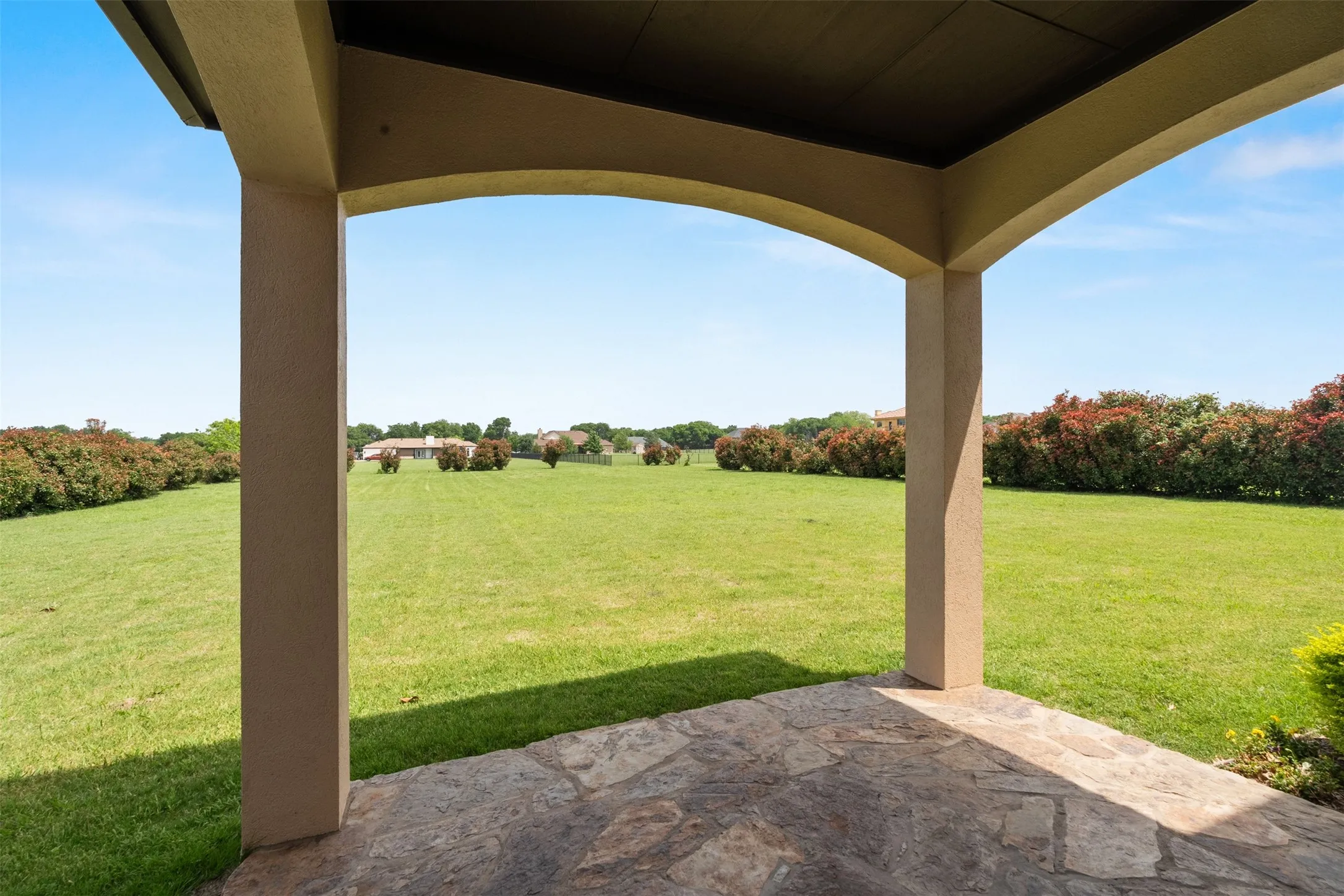 Single Family Residence For Sale in Dallas County , 2627 Wells Court, Cedar Hill, Texas 75104, 7 Bedroom, 7 Bathroom, 3 Garage spaces, 6,300 Sqft, built in 2006, mls#21357521, Real Estate Agent in Cedar Hill, Homes For Sale in Dallas county, Homes For Sale in Cedar Hill, Realtor in Cedar Hill Texas, Real Estate Brokerage Independent Realty Texas, Luminita Cordes Realtor