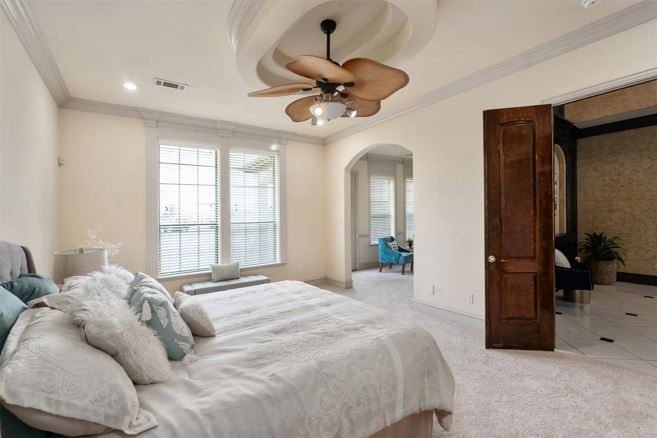 Single Family Residence For Sale in Dallas County , 2627 Wells Court, Cedar Hill, Texas 75104, 7 Bedroom, 7 Bathroom, 3 Garage spaces, 6,300 Sqft, built in 2006, mls#21357521, Real Estate Agent in Cedar Hill, Homes For Sale in Dallas county, Homes For Sale in Cedar Hill, Realtor in Cedar Hill Texas, Real Estate Brokerage Independent Realty Texas, Luminita Cordes Realtor