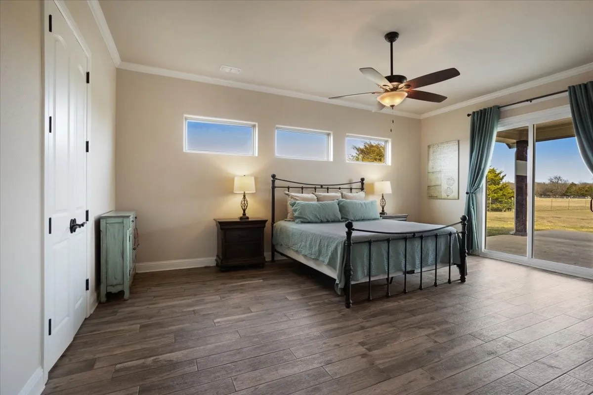 Single Family Residence For Sale in Collin County , 8636 Morgan Road, Blue Ridge, Texas 75424, 3 Bedroom, 4 Bathroom, 3 Garage spaces, 3,324 Sqft, built in 2016, mls#21356431, Real Estate Agent in Blue Ridge, Homes For Sale in Collin county, Homes For Sale in Blue Ridge, Realtor in Blue Ridge Texas, Real Estate Brokerage Independent Realty Texas, Luminita Cordes Realtor