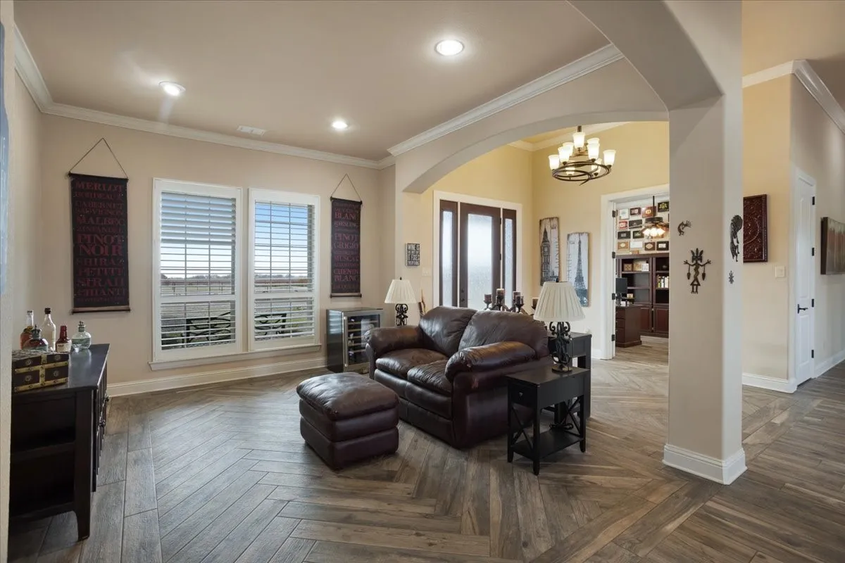 Single Family Residence For Sale in Collin County , 8636 Morgan Road, Blue Ridge, Texas 75424, 3 Bedroom, 4 Bathroom, 3 Garage spaces, 3,324 Sqft, built in 2016, mls#21356431, Real Estate Agent in Blue Ridge, Homes For Sale in Collin county, Homes For Sale in Blue Ridge, Realtor in Blue Ridge Texas, Real Estate Brokerage Independent Realty Texas, Luminita Cordes Realtor