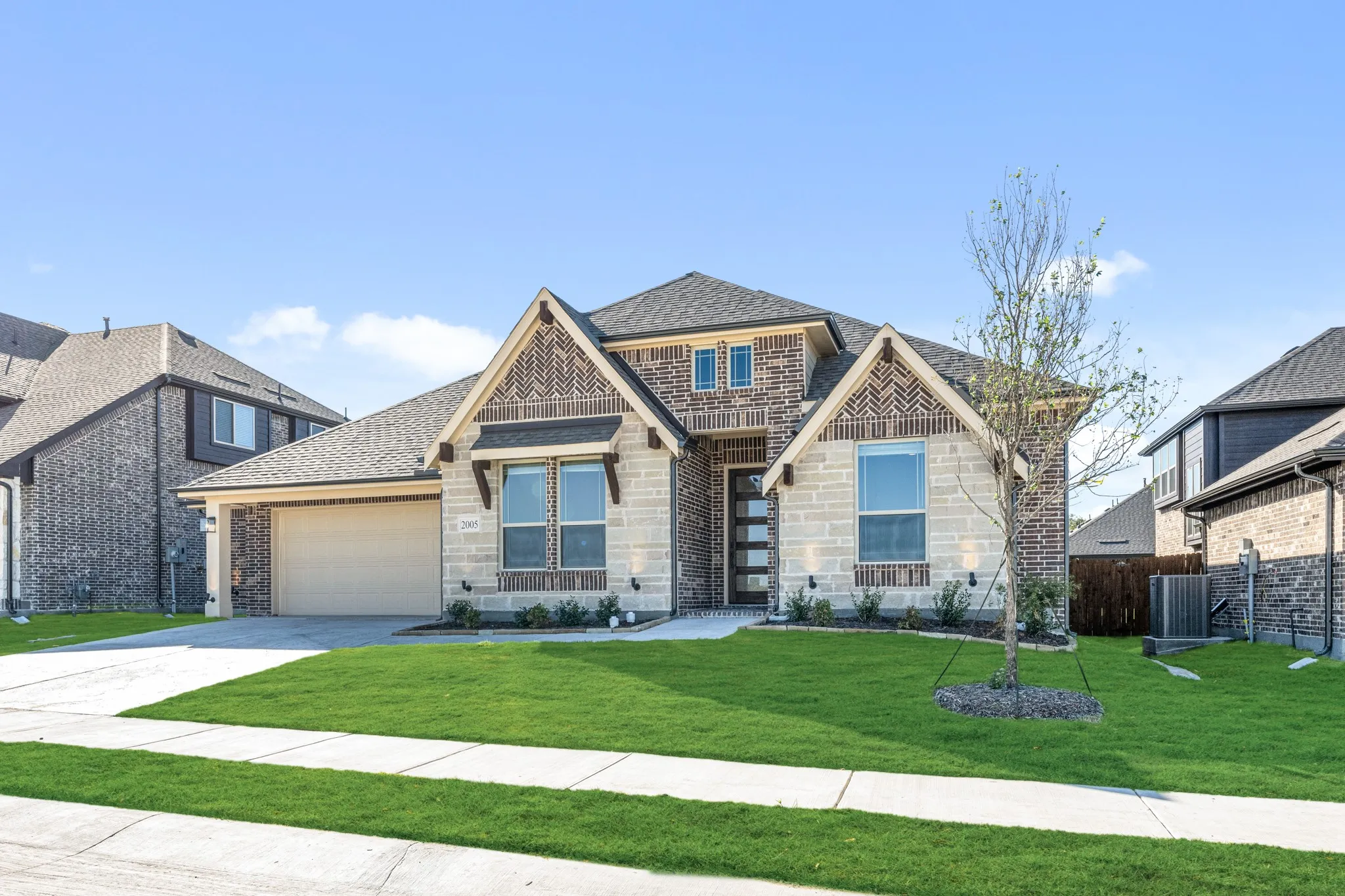 Single Family Residence For Sale in Collin County , 2005 Amber Gate Drive, Anna, Texas 75409, 3 Bedroom, 3 Bathroom, 2 Garage spaces, 2,527 Sqft, built in 2025, mls#21357530, Real Estate Agent in Anna, Homes For Sale in Collin county, Homes For Sale in Anna, Realtor in Anna Texas, Real Estate Brokerage Independent Realty Texas, Luminita Cordes Realtor