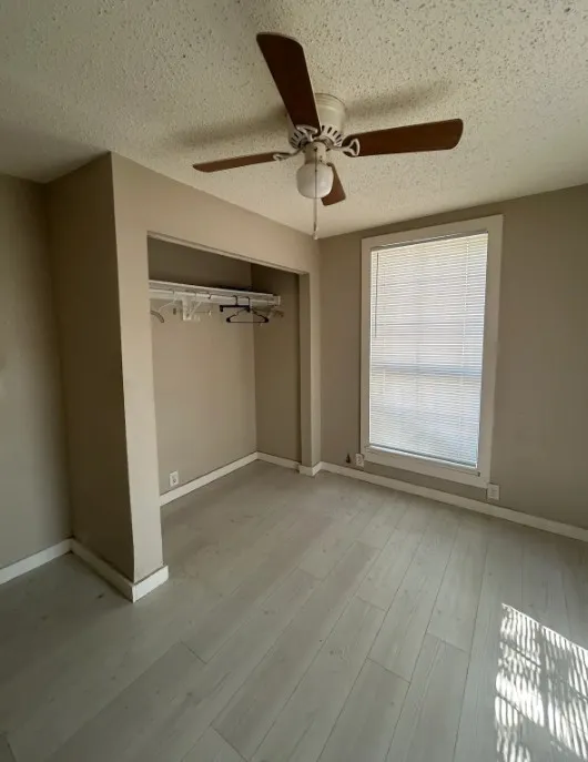 Single Family Residence For Rent in Denton County , 802 Cross Timber Street, Denton, Texas 76205, 1 Bedroom, 1 Bathroom, Garage spaces, 572 Sqft, built in 1945, mls#21356890, Real Estate Agent in Denton, Homes For Rent in Denton county, Homes For Rent in Denton, Realtor in Denton Texas, Real Estate Brokerage Independent Realty Texas, Luminita Cordes Realtor