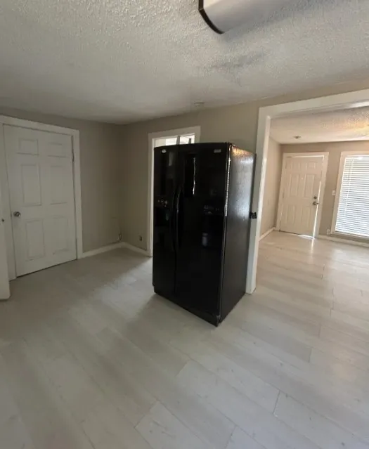 Single Family Residence For Rent in Denton County , 802 Cross Timber Street, Denton, Texas 76205, 1 Bedroom, 1 Bathroom, Garage spaces, 572 Sqft, built in 1945, mls#21356890, Real Estate Agent in Denton, Homes For Rent in Denton county, Homes For Rent in Denton, Realtor in Denton Texas, Real Estate Brokerage Independent Realty Texas, Luminita Cordes Realtor