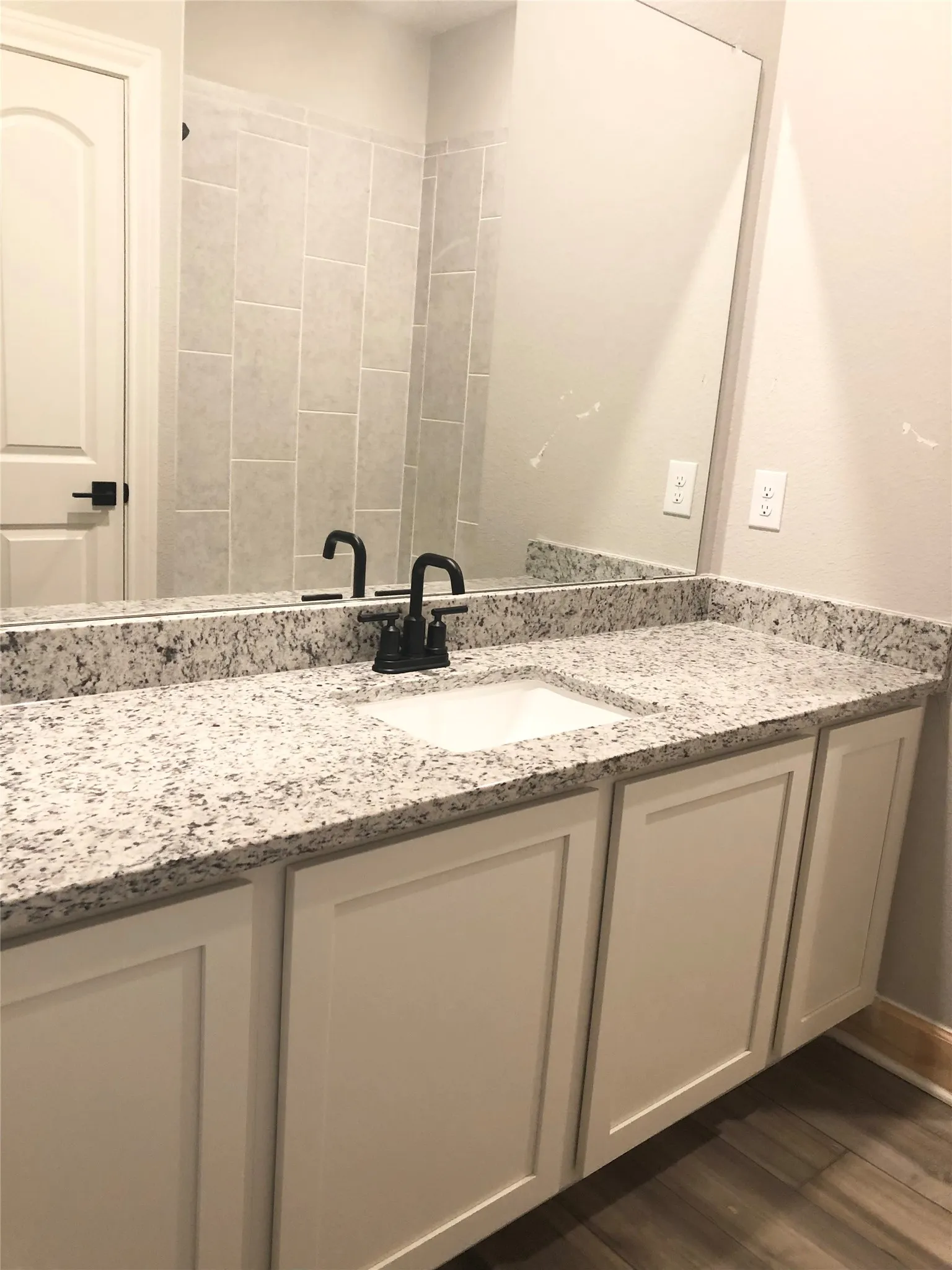 Single Family Residence For Rent in Collin County , 617 Harbor Oaks Drive, Anna, Texas 75409, 4 Bedroom, 2 Bathroom, 2 Garage spaces, 1,811 Sqft, built in 2023, mls#21357473, Real Estate Agent in Anna, Homes For Rent in Collin county, Homes For Rent in Anna, Realtor in Anna Texas, Real Estate Brokerage Independent Realty Texas, Luminita Cordes Realtor