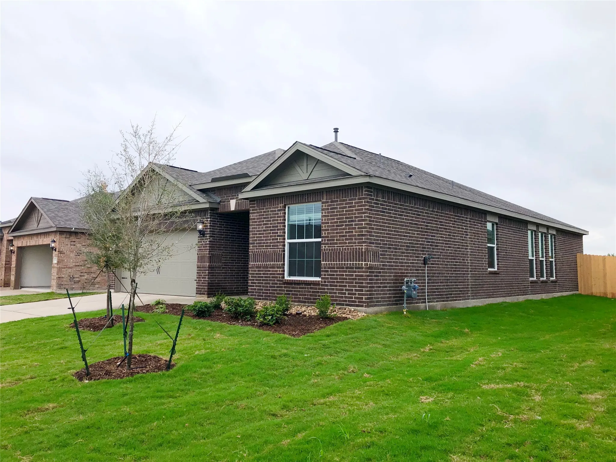 Single Family Residence For Rent in Collin County , 617 Harbor Oaks Drive, Anna, Texas 75409, 4 Bedroom, 2 Bathroom, 2 Garage spaces, 1,811 Sqft, built in 2023, mls#21357473, Real Estate Agent in Anna, Homes For Rent in Collin county, Homes For Rent in Anna, Realtor in Anna Texas, Real Estate Brokerage Independent Realty Texas, Luminita Cordes Realtor
