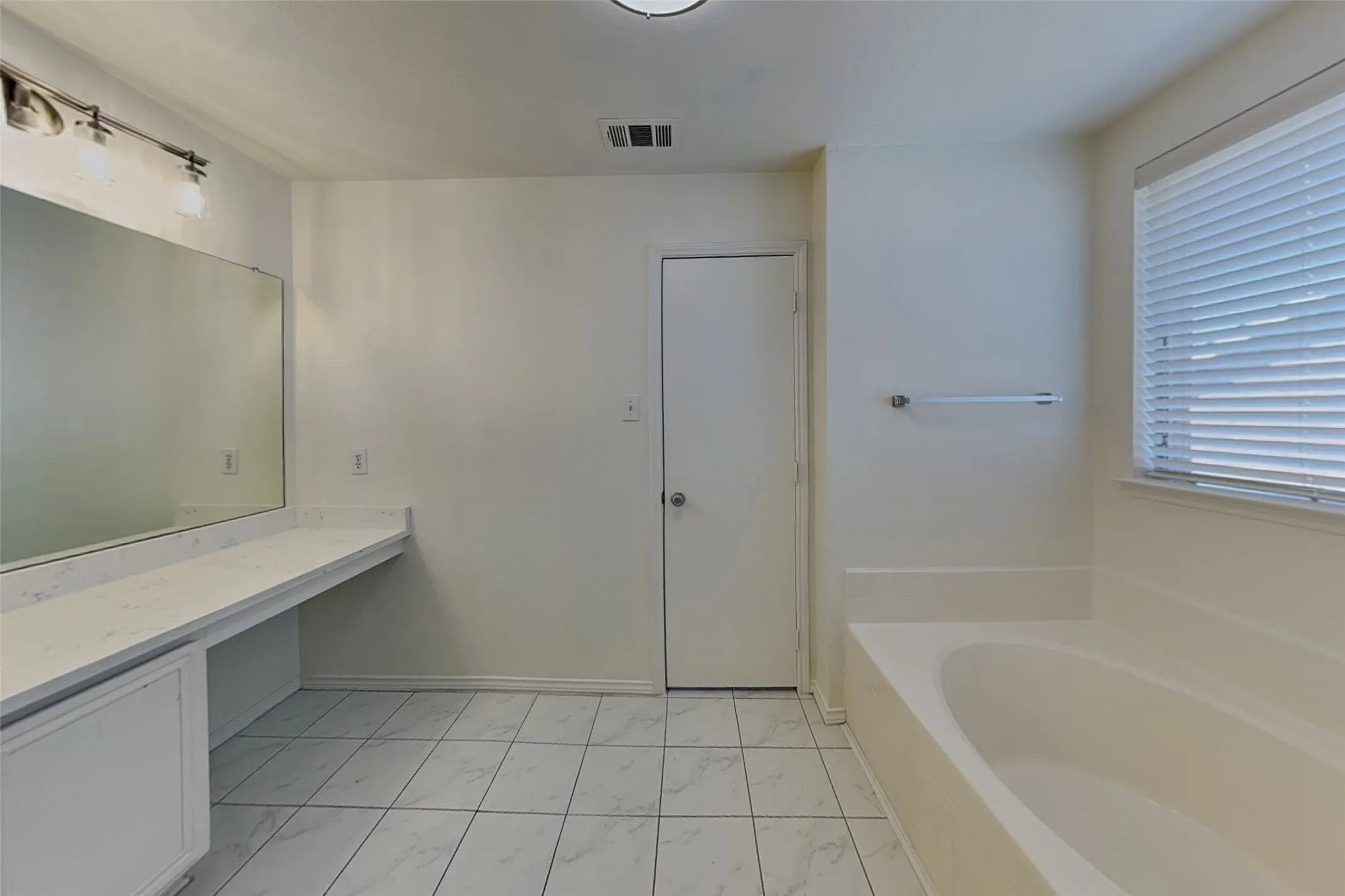 Single Family Residence For Rent in Collin County , 3208 Grant Street, Mc Kinney, Texas 75071, 4 Bedroom, 3 Bathroom, 2 Garage spaces, 2,593 Sqft, built in 2005, mls#21357535, Real Estate Agent in Mc Kinney, Homes For Rent in Collin county, Homes For Rent in Mc Kinney, Realtor in Mc Kinney Texas, Real Estate Brokerage Independent Realty Texas, Luminita Cordes Realtor