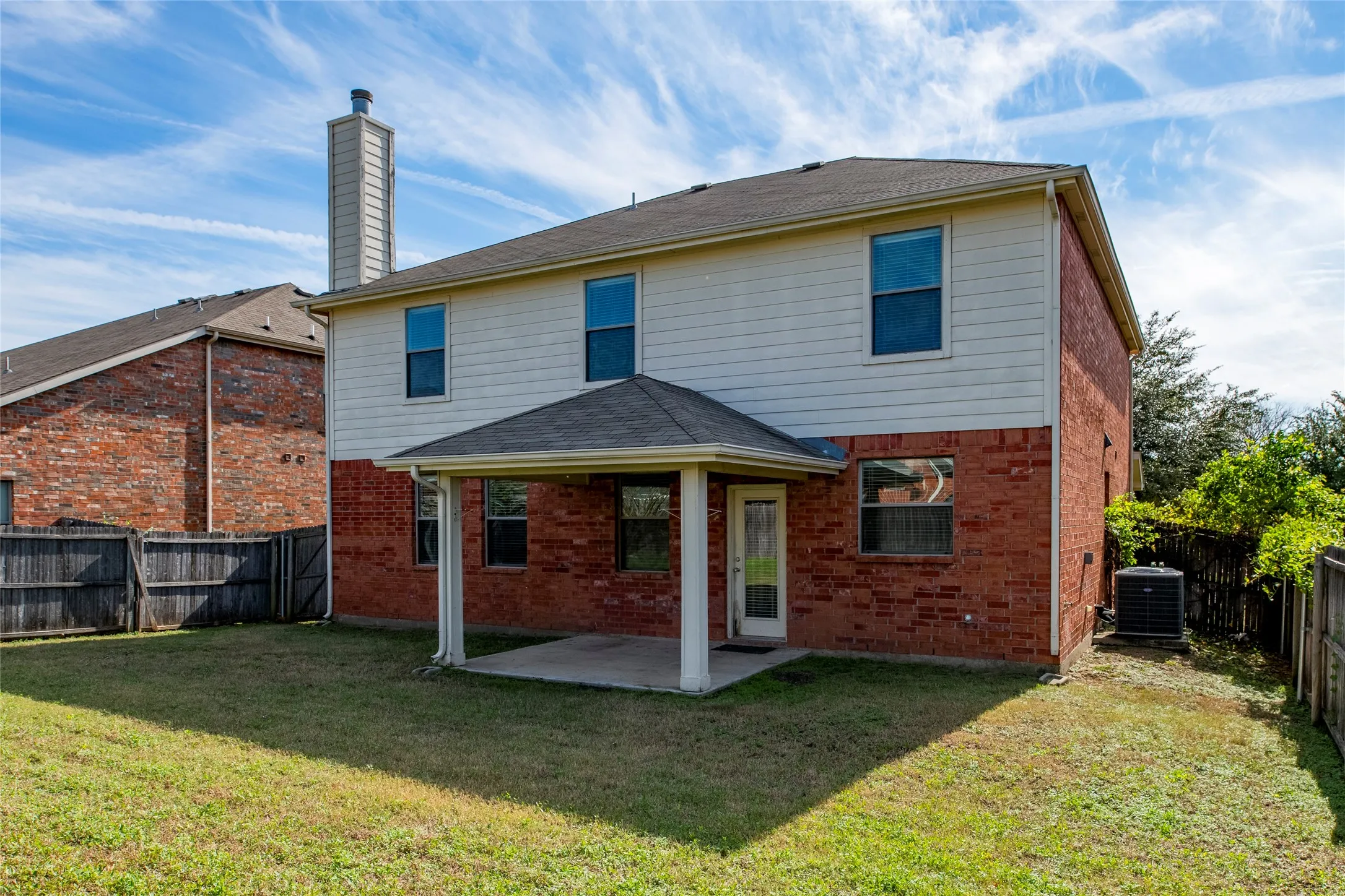 Single Family Residence For Rent in Collin County , 3208 Grant Street, Mc Kinney, Texas 75071, 4 Bedroom, 3 Bathroom, 2 Garage spaces, 2,593 Sqft, built in 2005, mls#21357535, Real Estate Agent in Mc Kinney, Homes For Rent in Collin county, Homes For Rent in Mc Kinney, Realtor in Mc Kinney Texas, Real Estate Brokerage Independent Realty Texas, Luminita Cordes Realtor