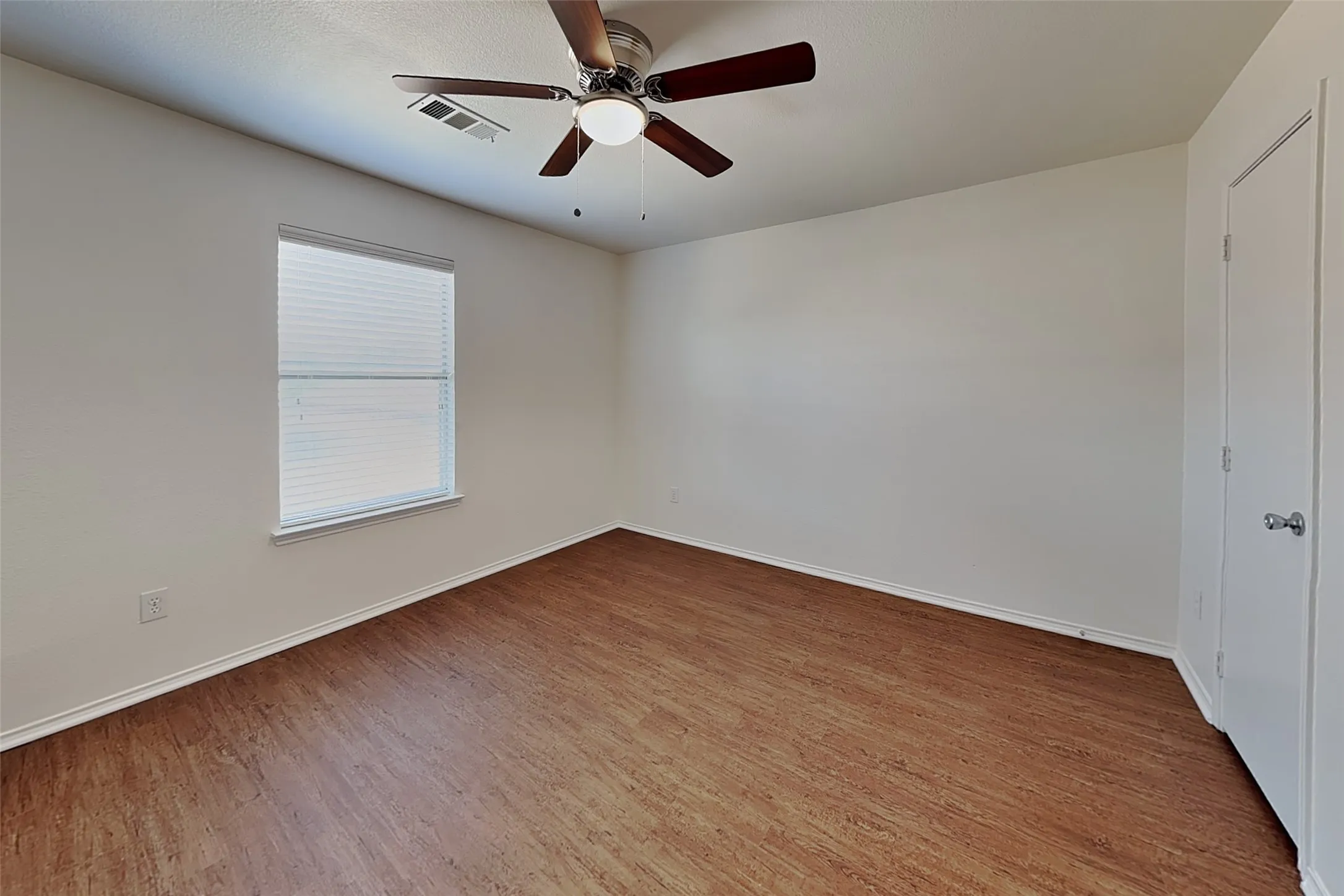 Single Family Residence For Rent in Collin County , 3208 Grant Street, Mc Kinney, Texas 75071, 4 Bedroom, 3 Bathroom, 2 Garage spaces, 2,593 Sqft, built in 2005, mls#21357535, Real Estate Agent in Mc Kinney, Homes For Rent in Collin county, Homes For Rent in Mc Kinney, Realtor in Mc Kinney Texas, Real Estate Brokerage Independent Realty Texas, Luminita Cordes Realtor