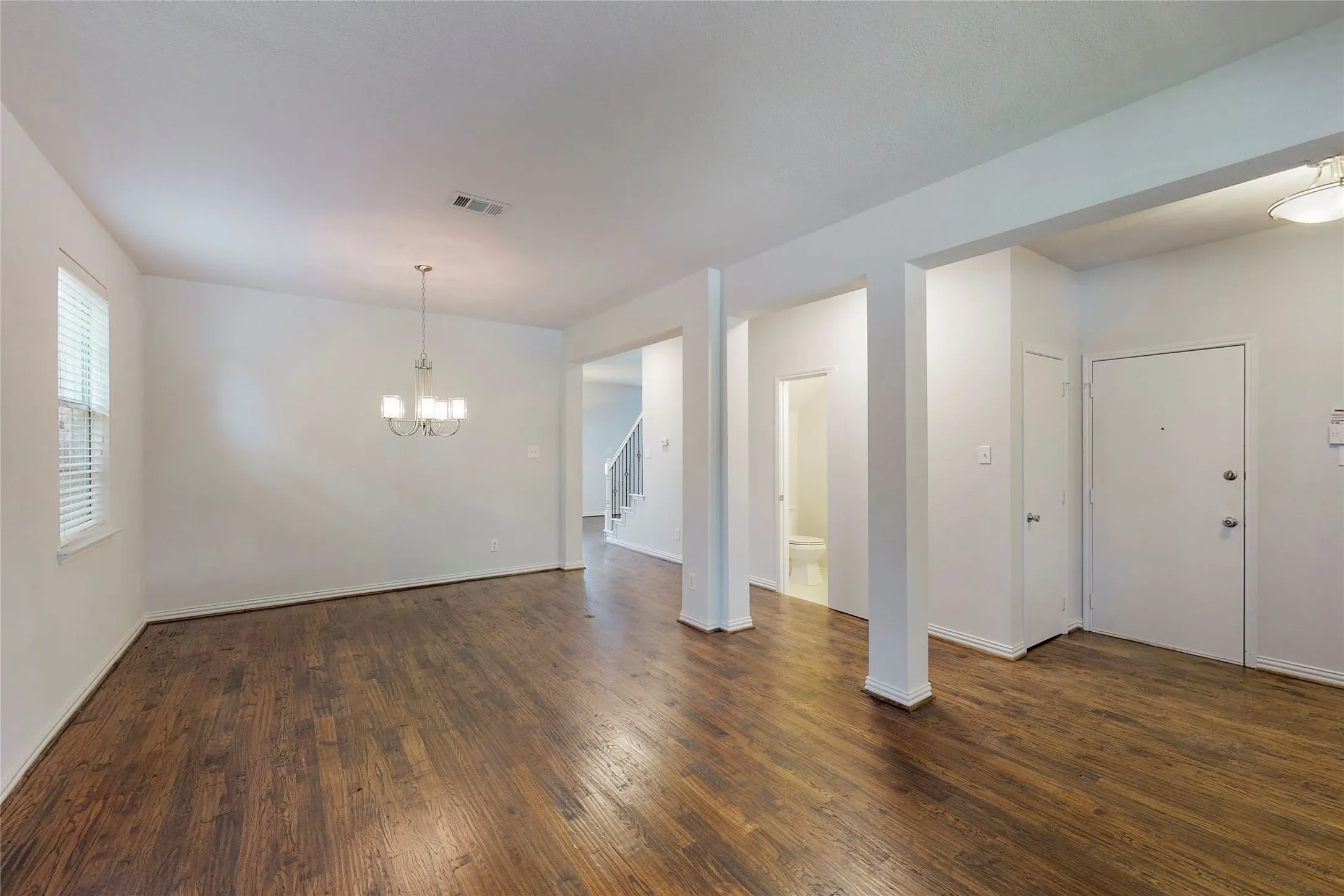 Single Family Residence For Rent in Collin County , 3208 Grant Street, Mc Kinney, Texas 75071, 4 Bedroom, 3 Bathroom, 2 Garage spaces, 2,593 Sqft, built in 2005, mls#21357535, Real Estate Agent in Mc Kinney, Homes For Rent in Collin county, Homes For Rent in Mc Kinney, Realtor in Mc Kinney Texas, Real Estate Brokerage Independent Realty Texas, Luminita Cordes Realtor