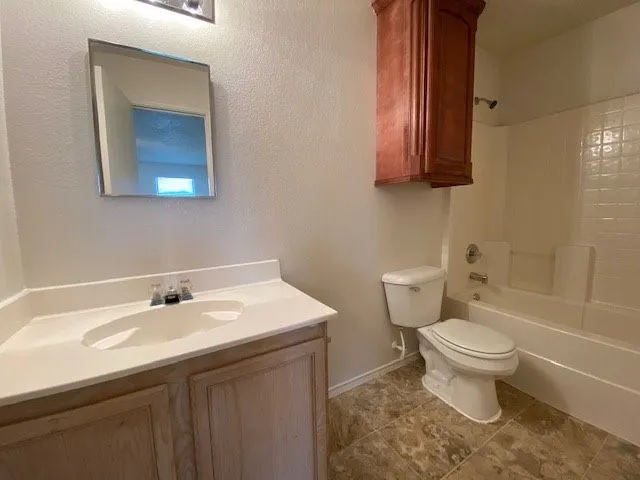 Single Family Residence For Rent in Tarrant County , 5413 Emmeryville Lane, Fort Worth, Texas 76244, 3 Bedroom, 2 Bathroom, 2 Garage spaces, 1,722 Sqft, built in 2002, mls#21357553, Real Estate Agent in Fort Worth, Homes For Rent in Tarrant county, Homes For Rent in Fort Worth, Realtor in Fort Worth Texas, Real Estate Brokerage Independent Realty Texas, Luminita Cordes Realtor